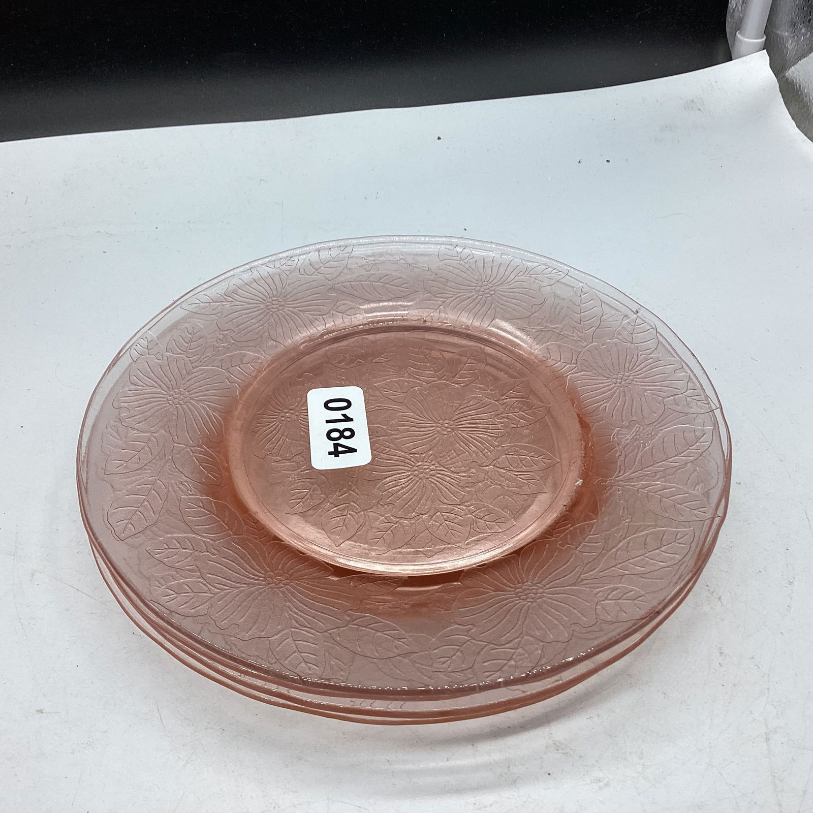 4 DEPRESSION DOGWOOD LUNCHEON PLATES (1 of 1)