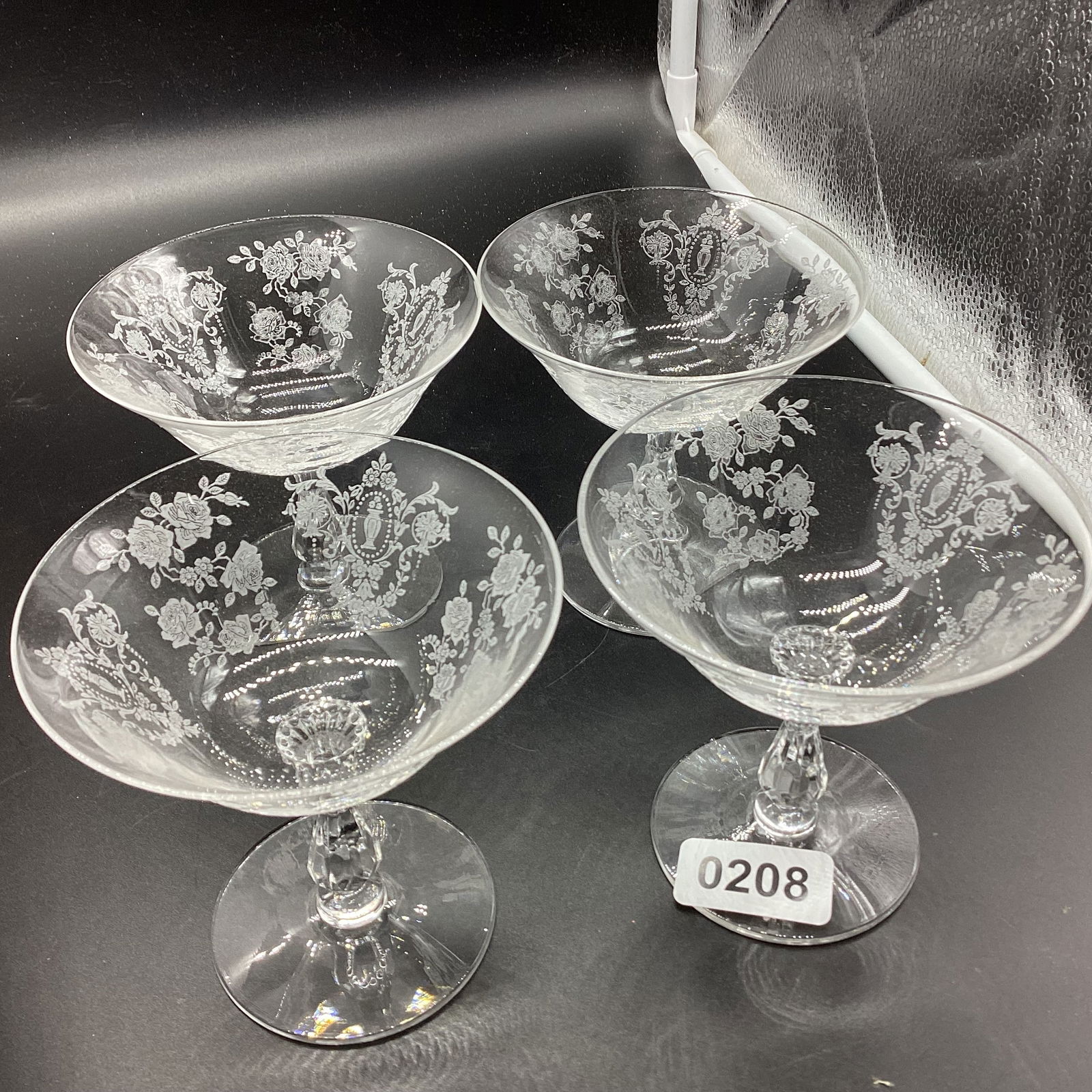 4 TIFFEN CHEROKEE ROSE SHERBERT CHAMPAGNES: 4 1/4" TALL GOOD SHAPE