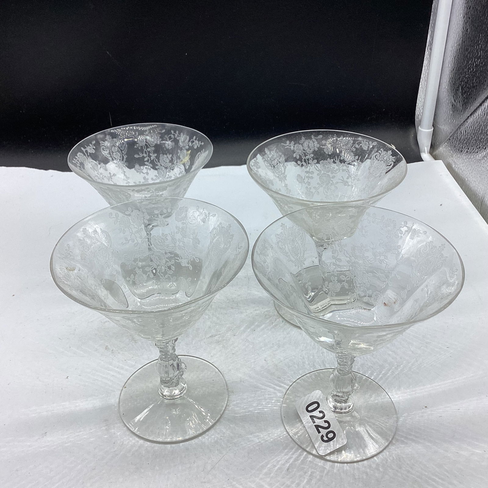 4 ELEGANT GLASS ROSEPOINT TALL SHERBERTS: GOOD SHAPE