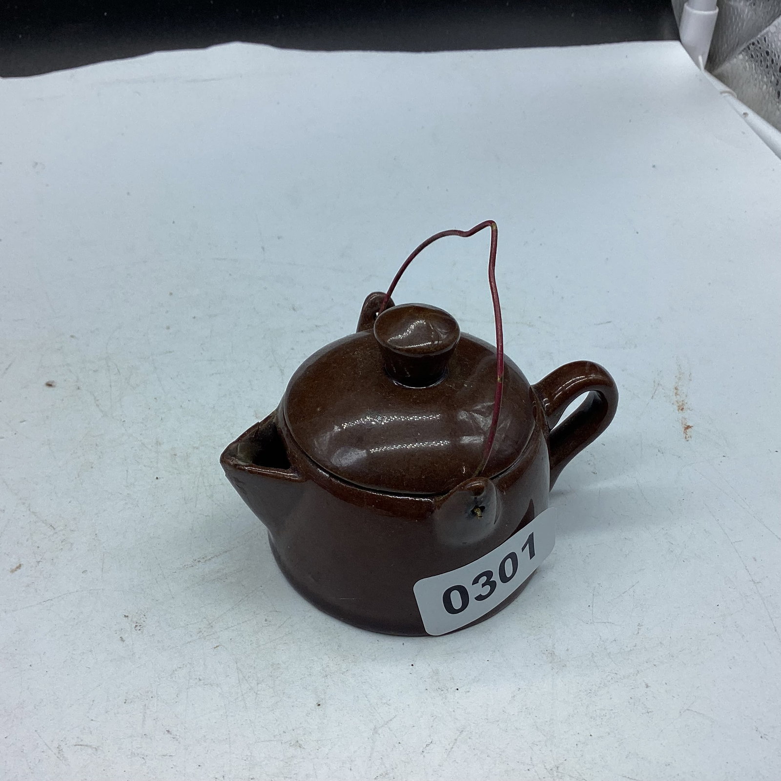 MINTURE STONEWARE TEA KITTLE: 2 1/2 X 3 1/2 GOOD SHAPE
