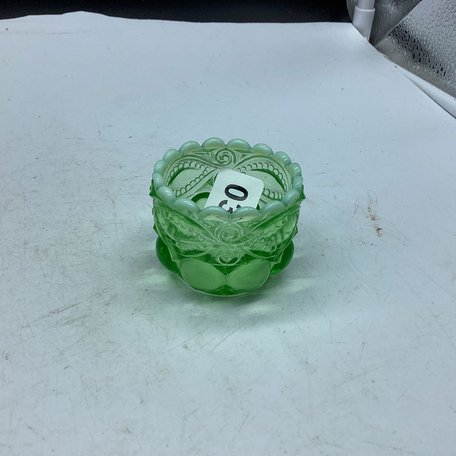 MOSER OPALASCENT EYE WINKLER SALT DIP: GOOD SHAPE