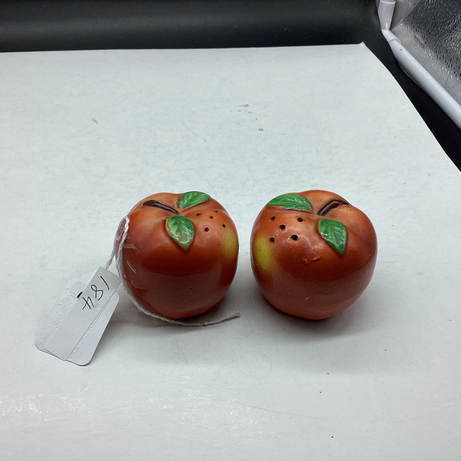 APPLE SALT & PEPPER SET: 2 1/4" TALL GOOD SHAPE