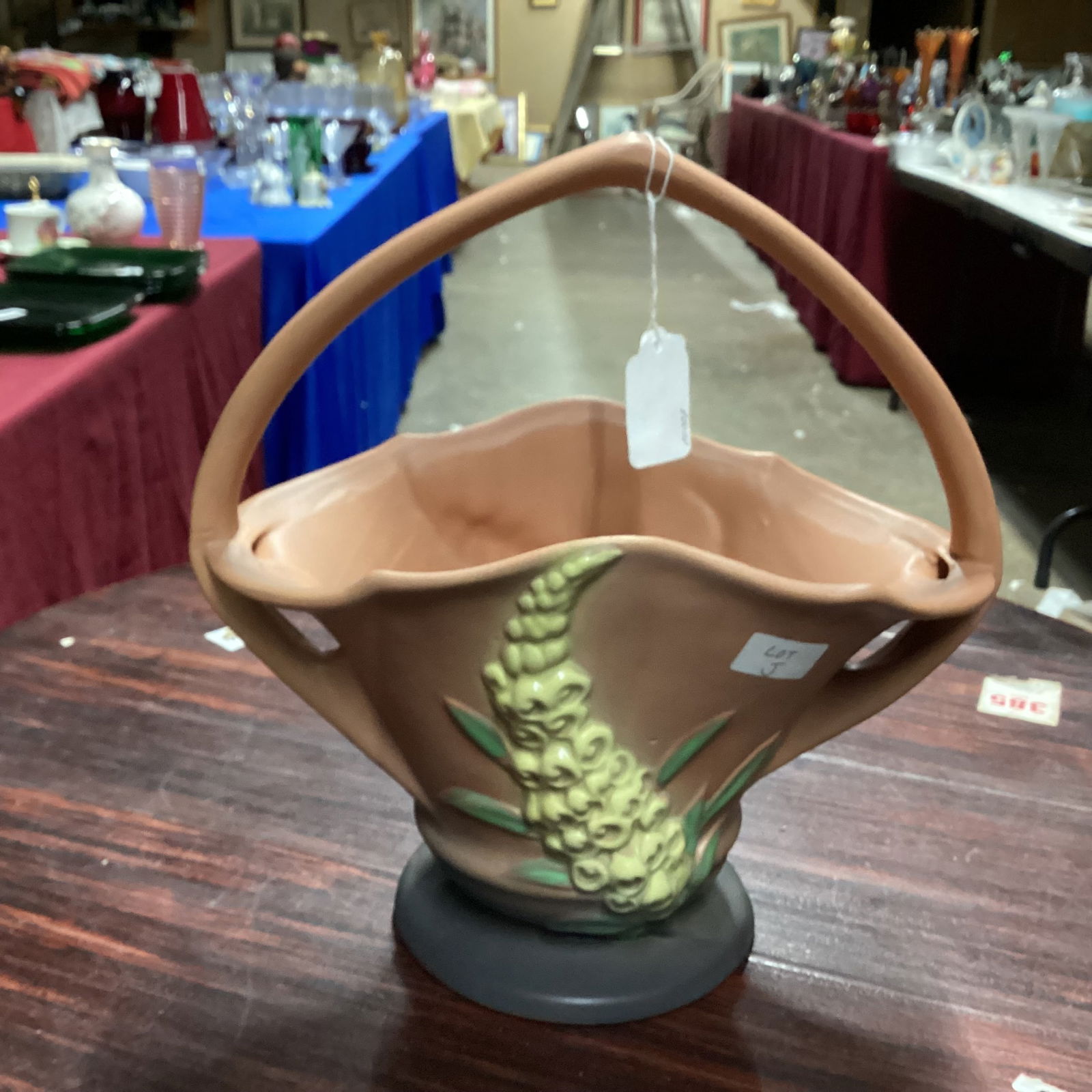 NEW ROSEVILLE FOX GLOVE PATTERN #375-12 BASKET: 12" TALL GOOD SHAPE