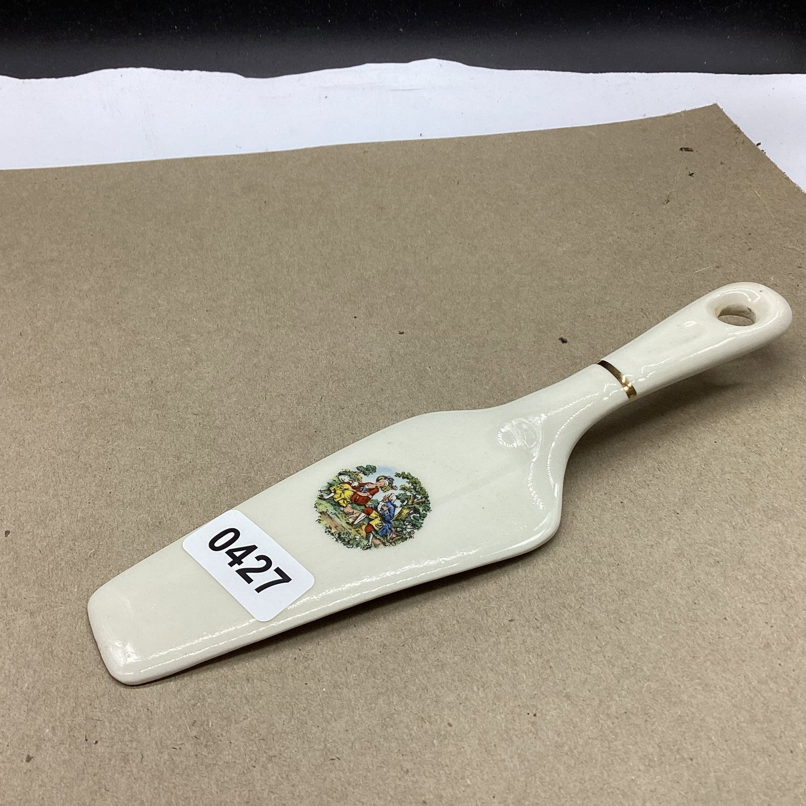 VICTORIAN SCENE PIE SERVER: 9 1/4" W GOOD SHAPE