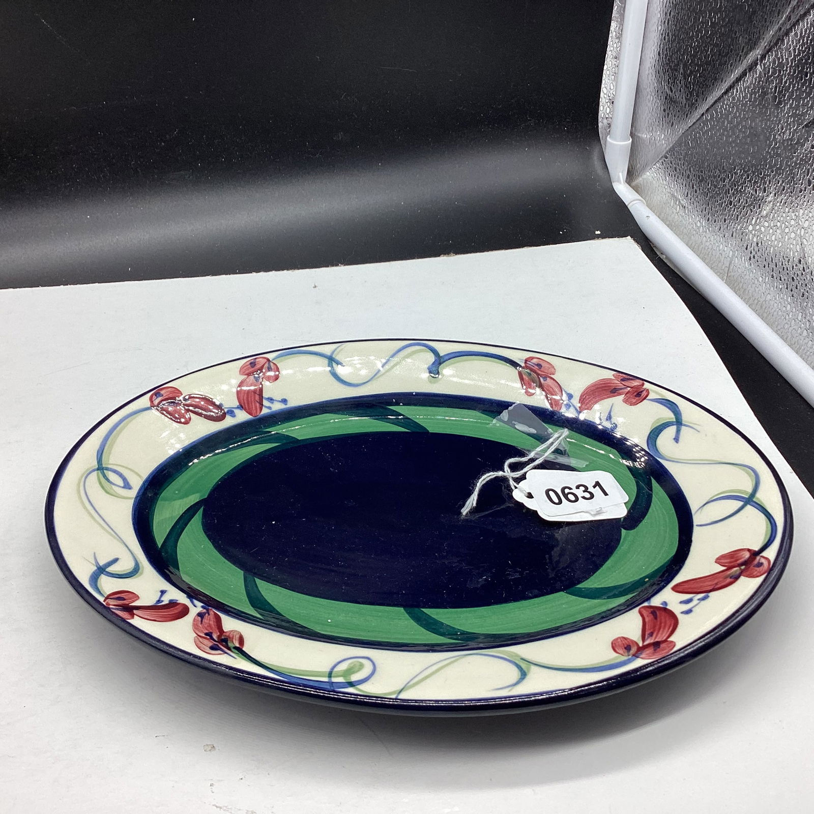 GAIL PITMAN OVAL PLATTER: 7 3/4 X 11 GOOD SHAPE