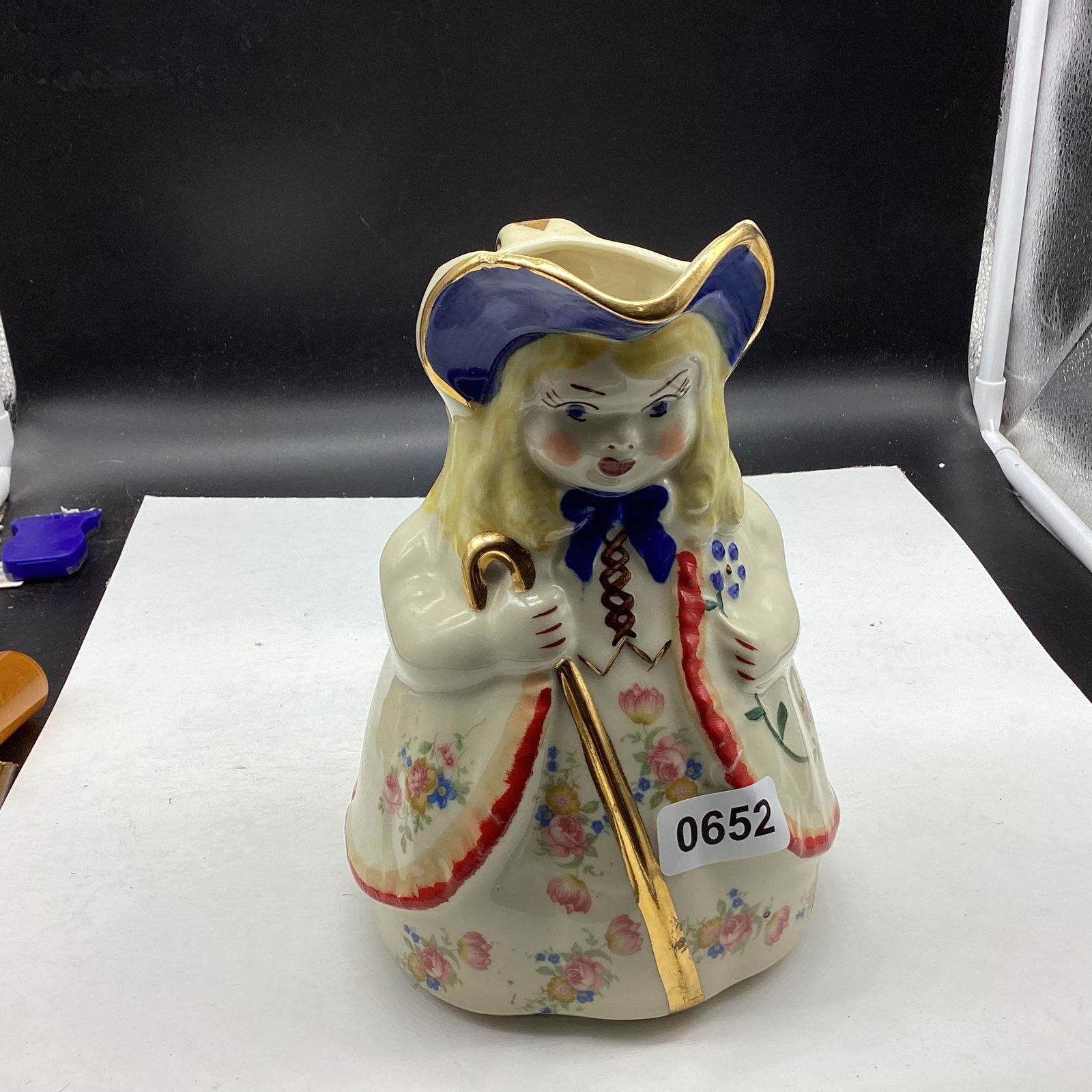 VINTAGE SHAWNEE LITTLE BO PEEP GOLD TRIM PITCHER: GOOD SHAPE