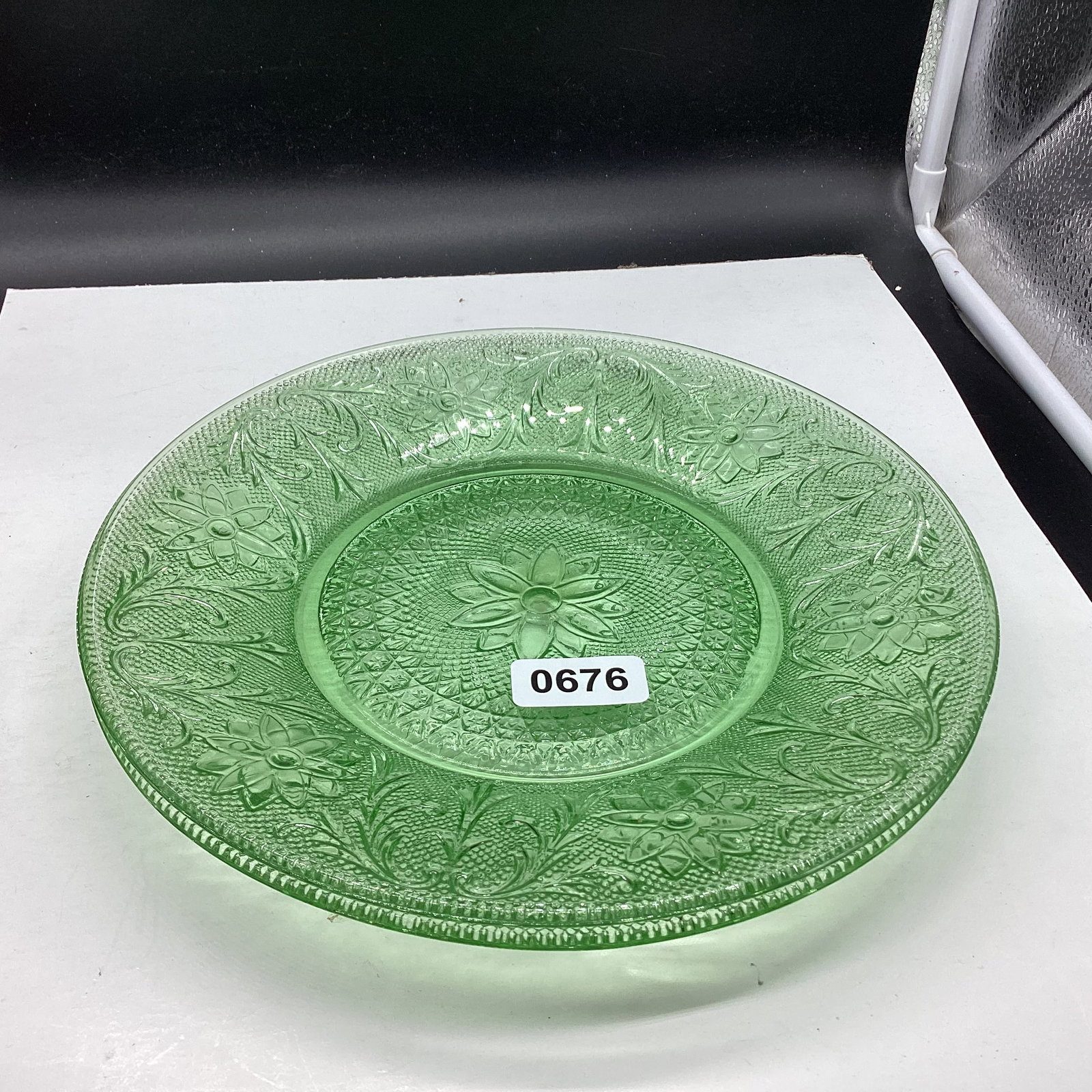 2 DEPRESSION TIARA DINNER PLATES: 10 1/4" WIDE GOOD SHAPE