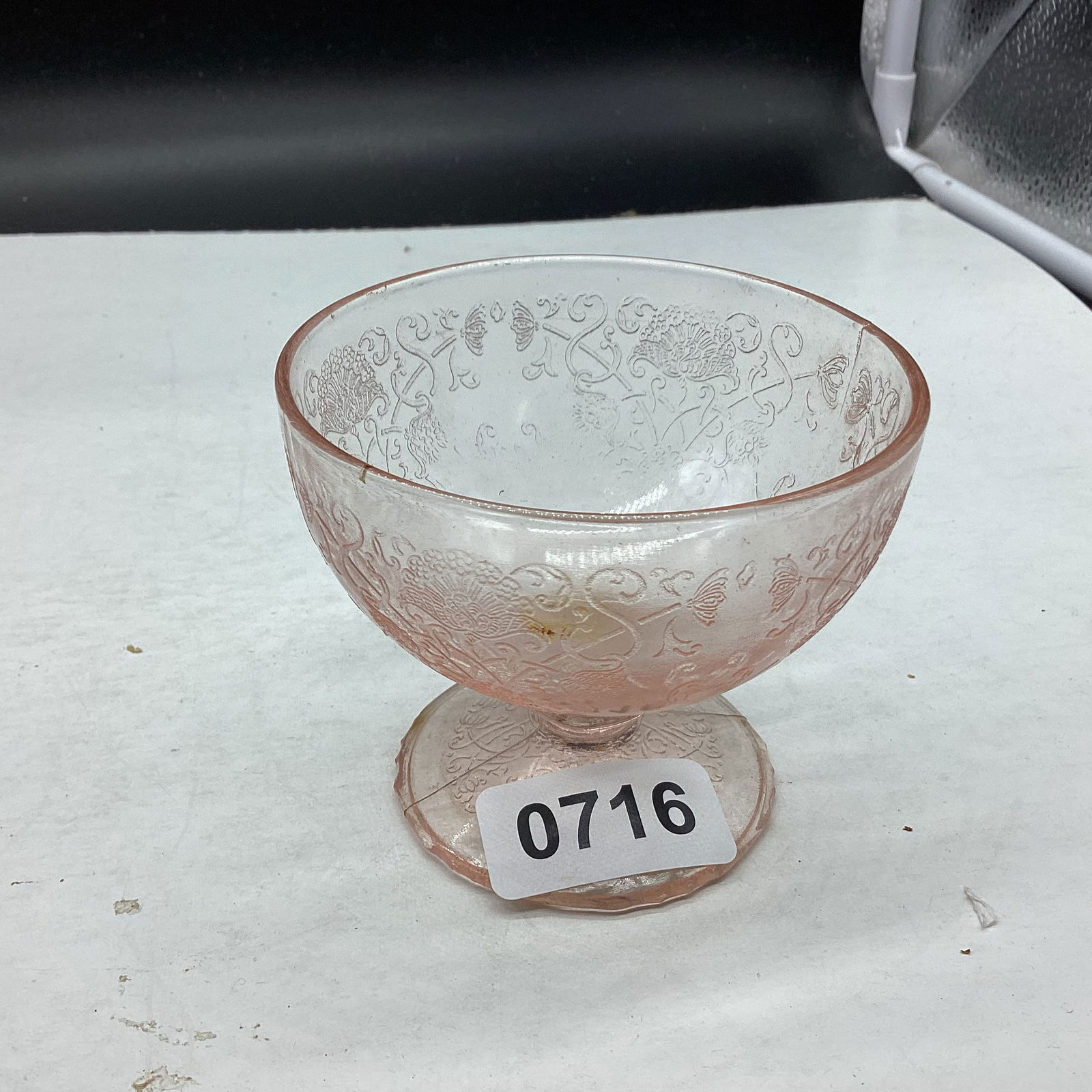 DEPRESSION FLORENTINE NO. 1 SHERBERT: 2 3/4" TALL GOOD SHAPE