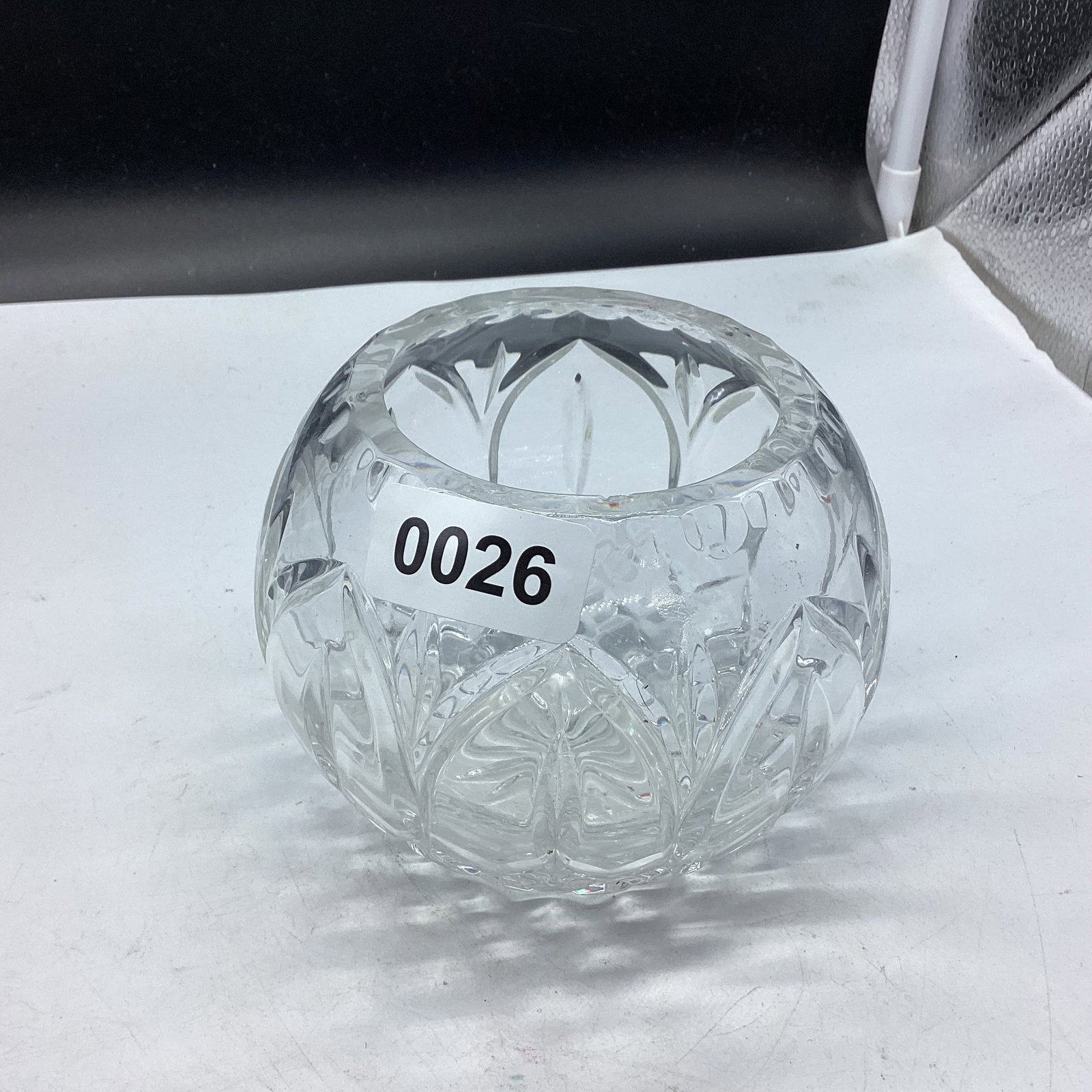 LEAD CRYSTAL ROSE BOWL (1 of 1)