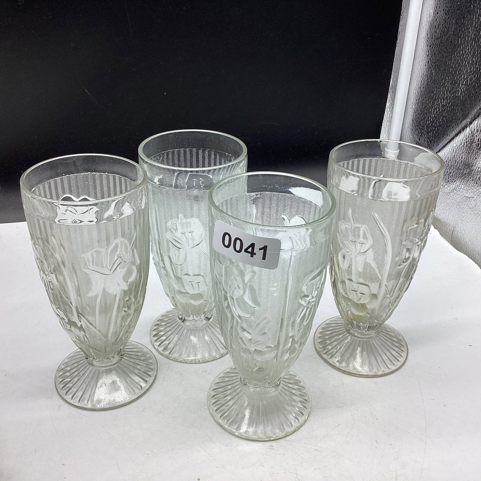 4 DEPRESSION IRIS & HERRINGBONE TUMBLERS: 6" TALL GOOD SHAPE