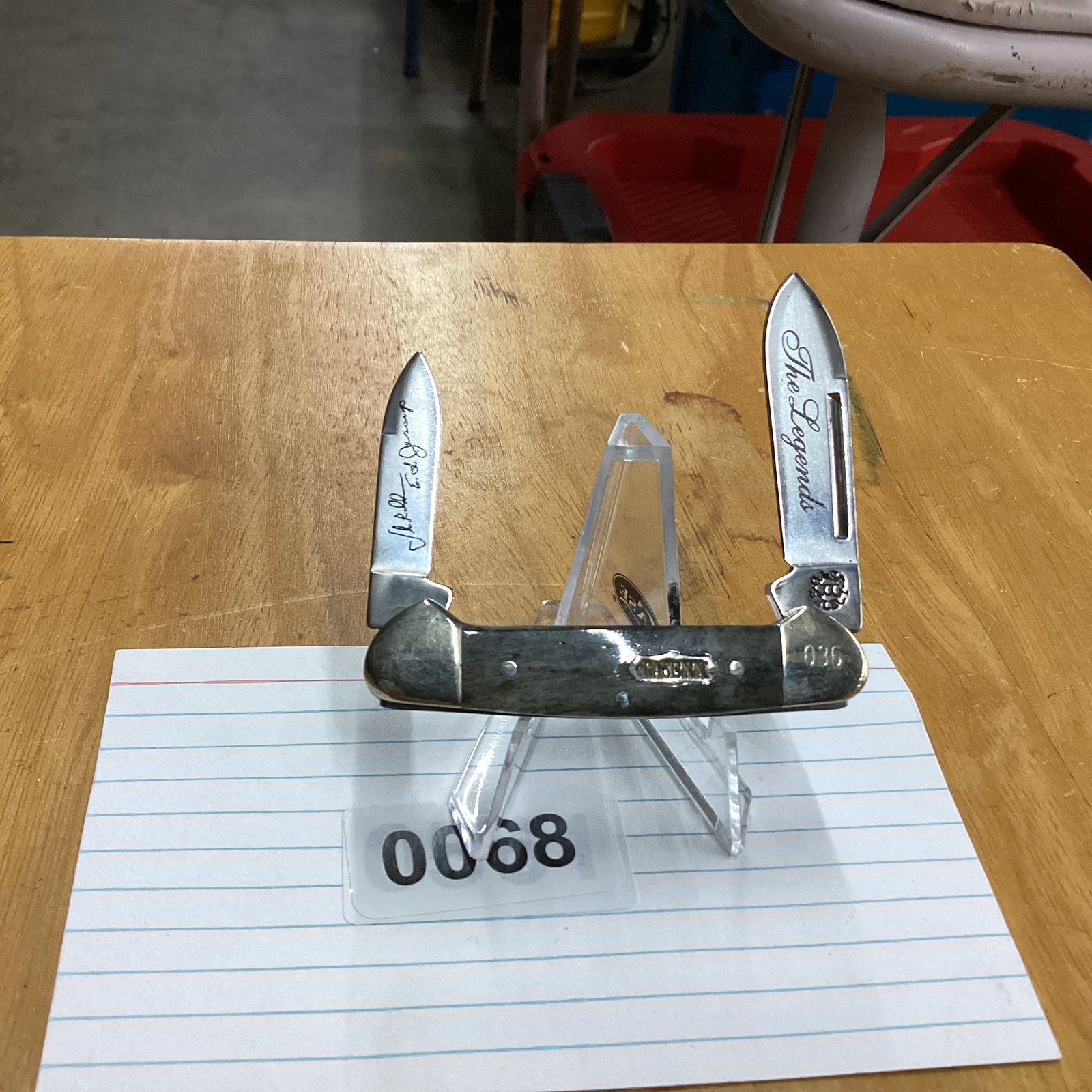 CASE SELECT THE LEGENDS NO. 036: NEVER USED OR CARRIED