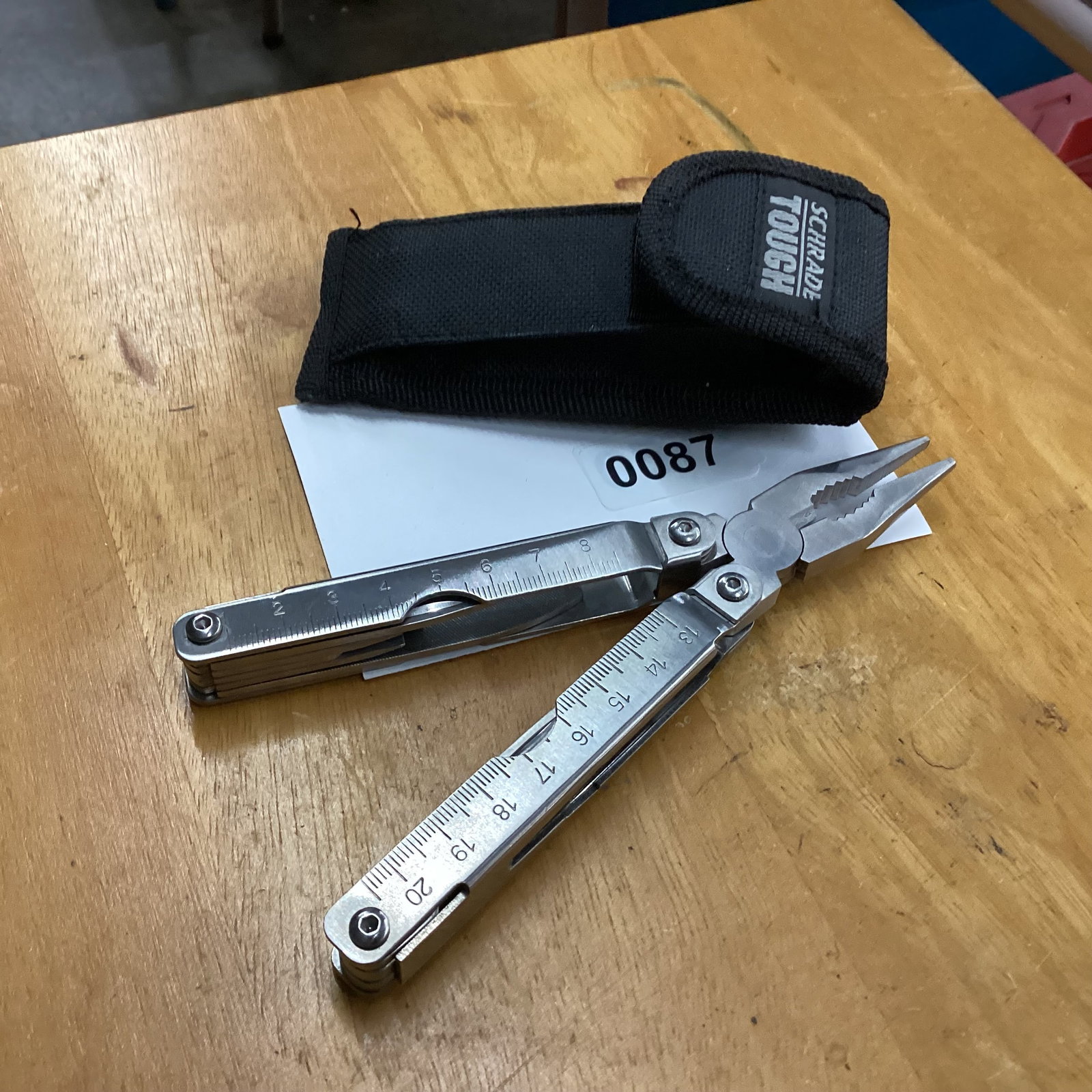 SCHRADE TOUGH MULTI TOOL - 2