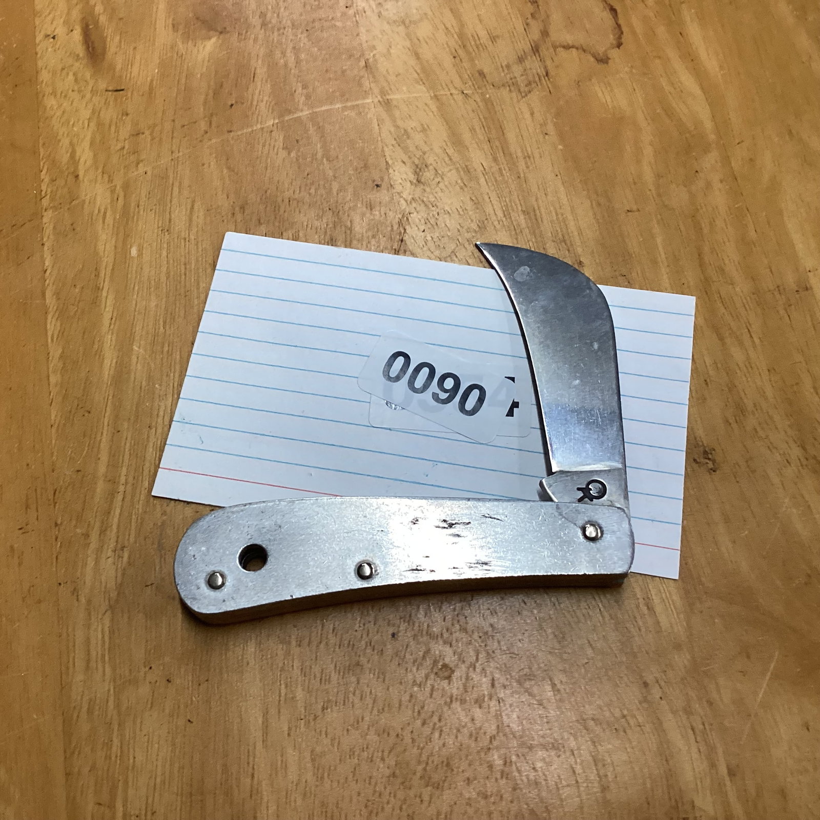 QUTEN STANILES HAWK BILL: NEVER USED OR CARRIED