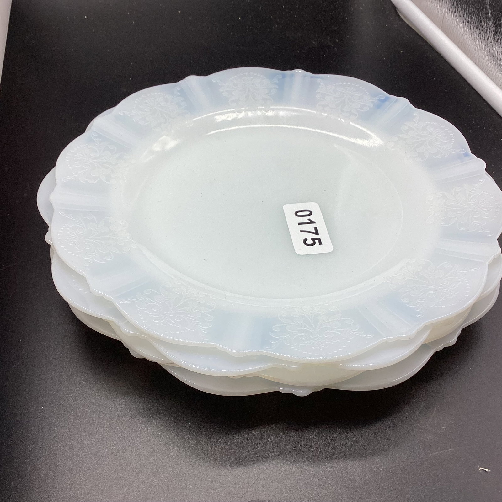 4 DEPRESSION MONAX AMERICAN SWEETHEART PLATES (1 of 1)