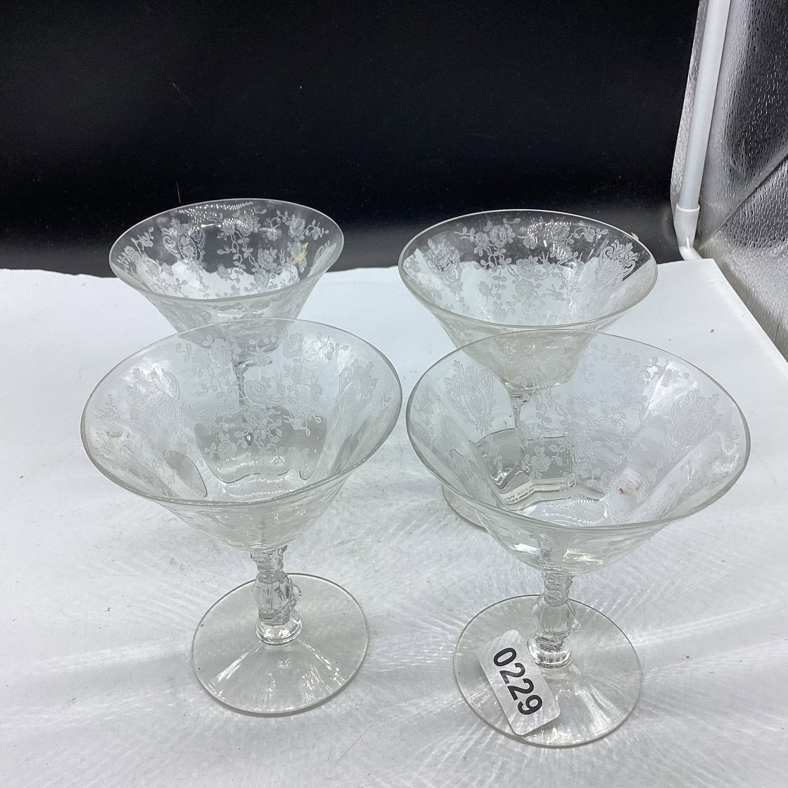 4 ELEGANT GLASS ROSEPOINT TALL SHERBERTS: GOOD SHAPE