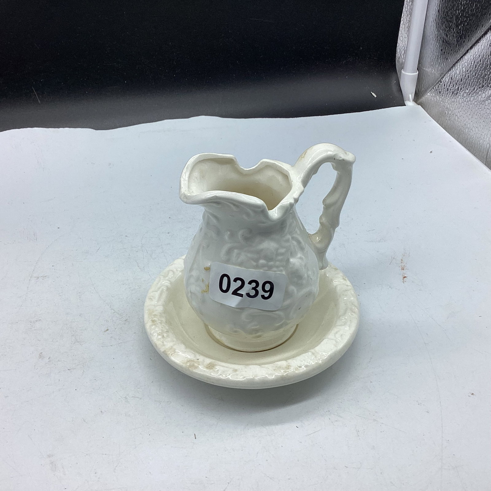 MINTURE JAPAN PITCHER & BOWL SET: GOOD SHAPE