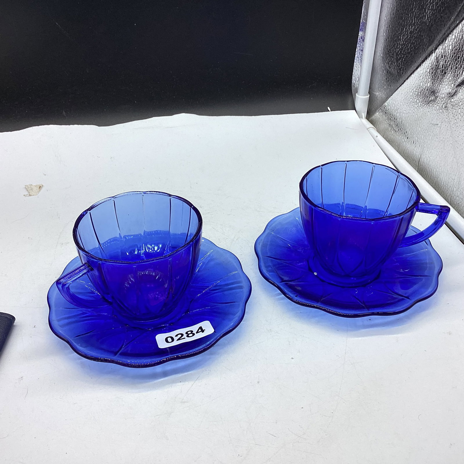 2 DEPRESSION NEWPORT HAIR PIN CUP & SAUCERS: GOOD SHAPE