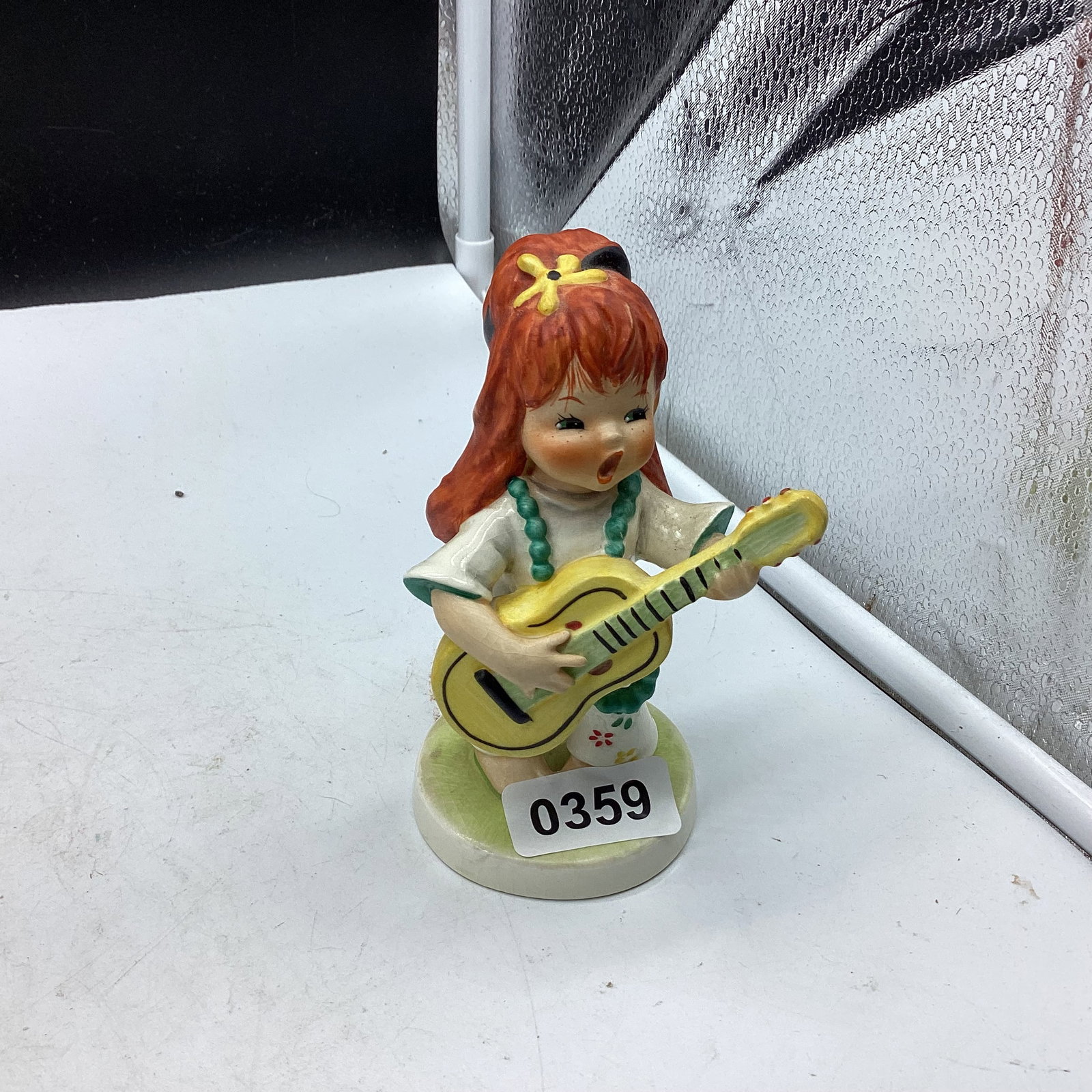GOBEL RED HEAD FIGURINE SWINGER TM 4: 5" TALL GOOD SHAPE