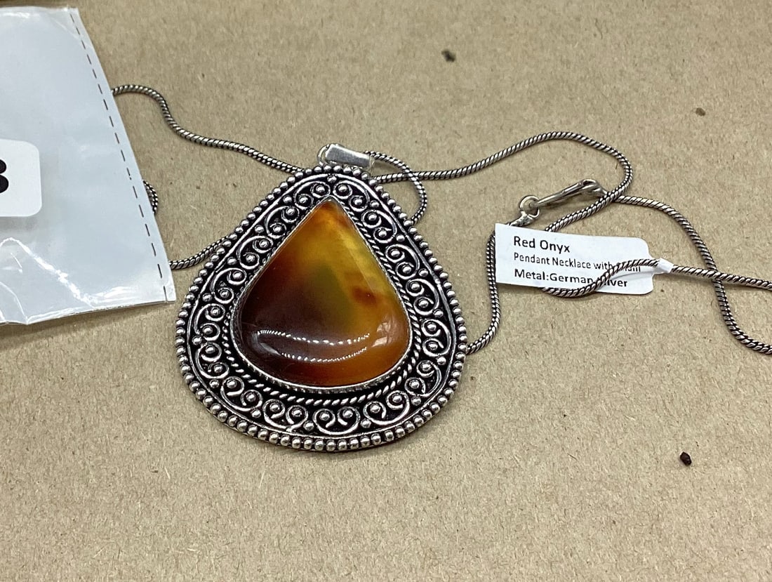 GERMAN SILVER PENDANT NECKLACE W/CHAIN RED ONYX STONE: GOOD SHAPE