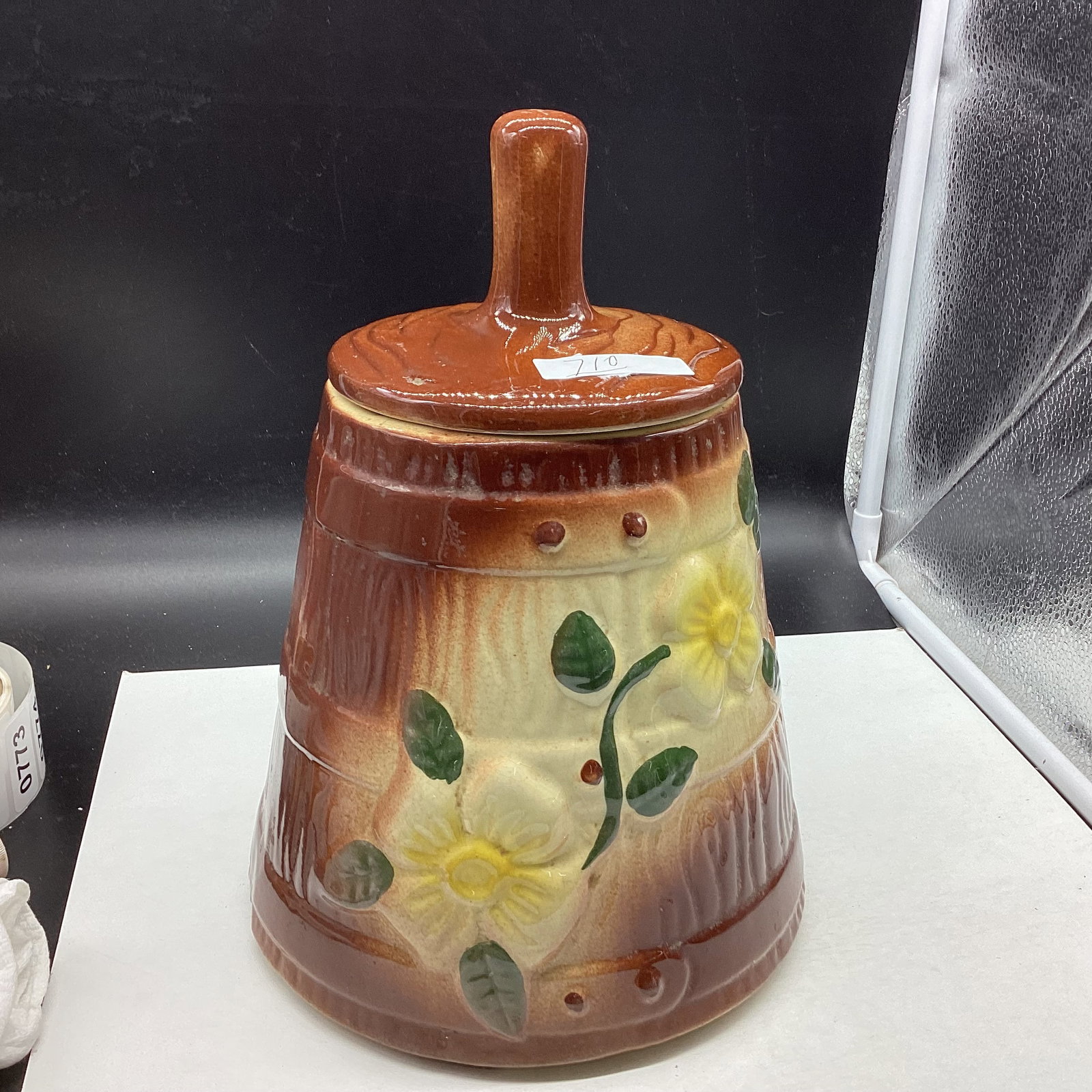 VINTAGE AMERICAN BISQUE BUTTER CHURN COOKIE JAR: 11" TALL GOOD SHAPE