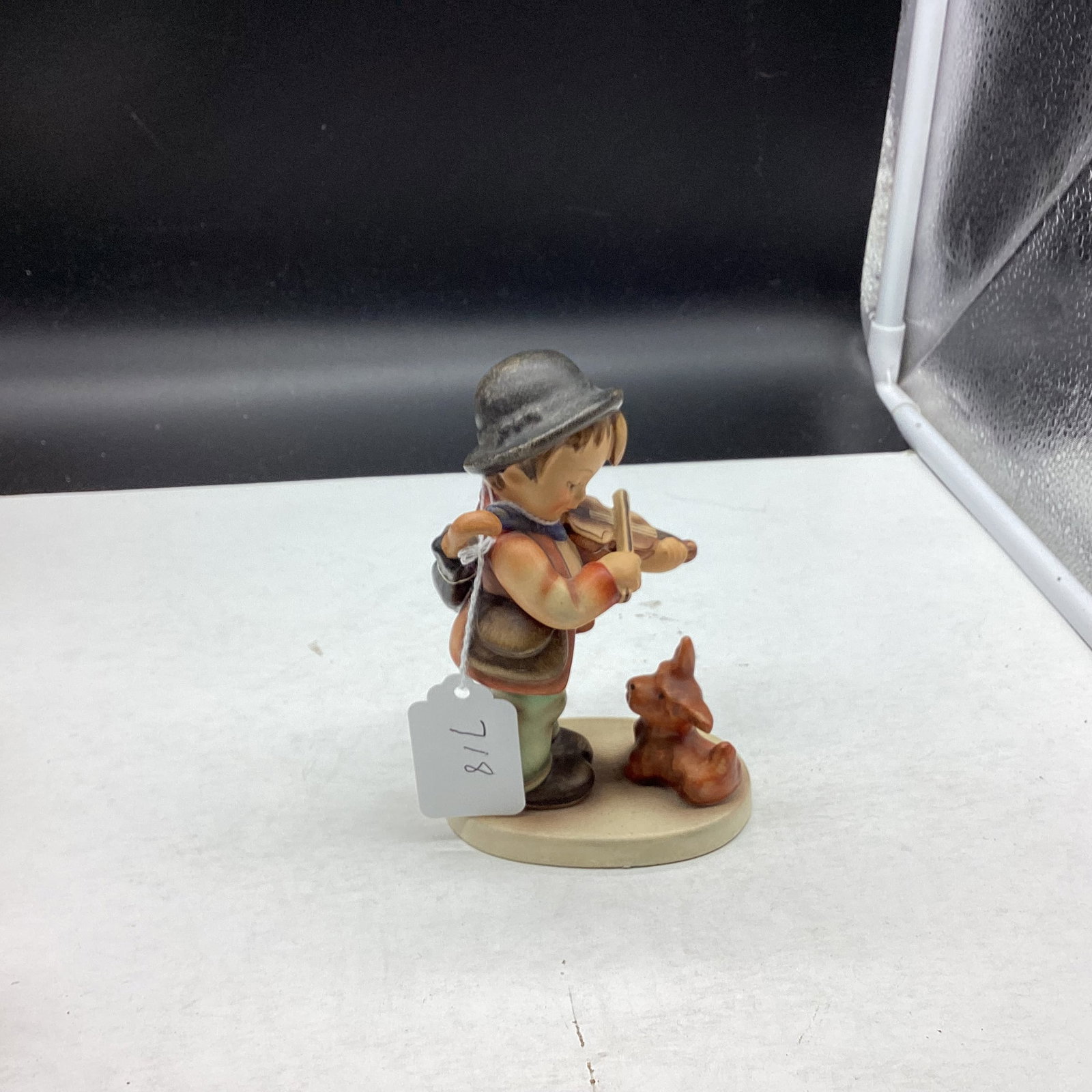 HUMMEL FIGURINE PUPPY LOVE BY GOBEL: 5 1/4" TALL GOOD SHAPE