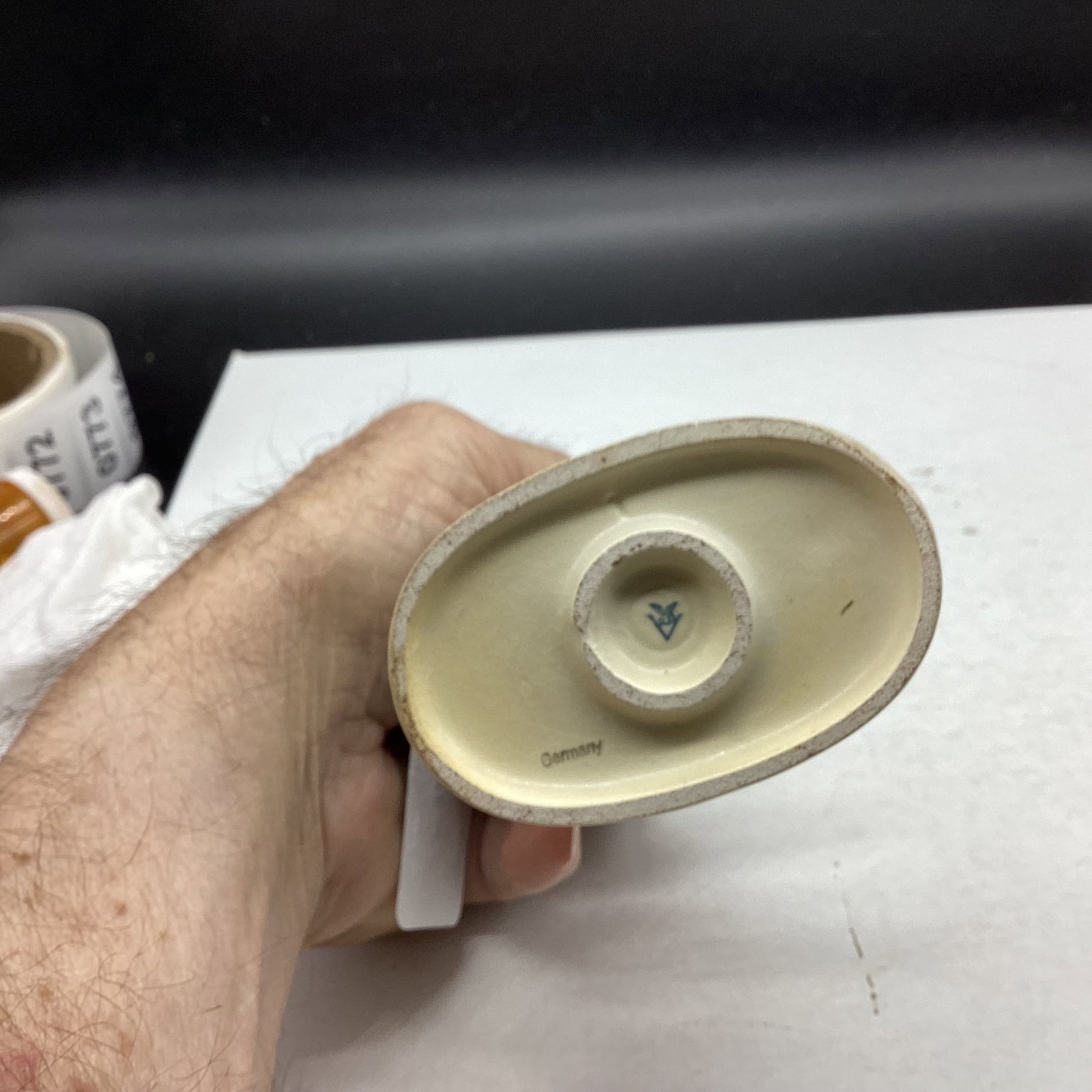 HUMMEL FIGURINE PUPPY LOVE BY GOBEL - 2