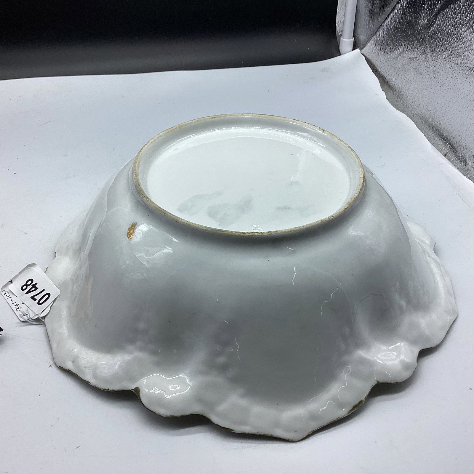 HAND PAINTED PORCELIAN LARGE BOWL R. S. PRUSSIA - 2