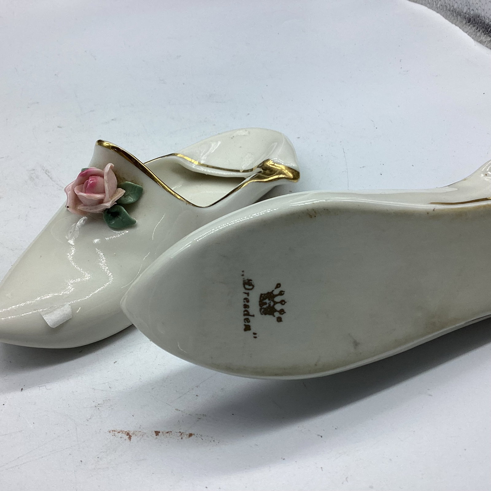 PAIR OF PORCELIAN SHOES BY DRESDEN - 2