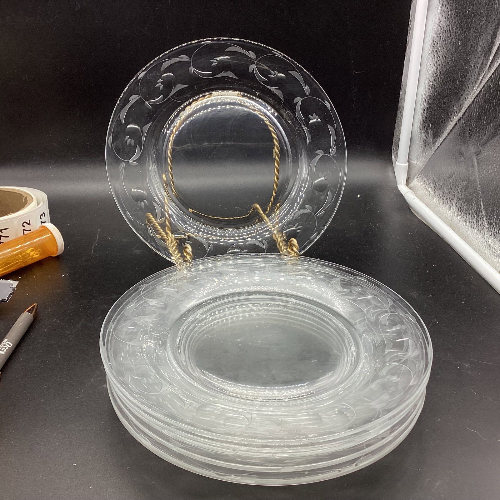6 HEISEY MOONGLOW LUNCHEON PLATES : 8 1/4" WIDE GOOD SHAPE