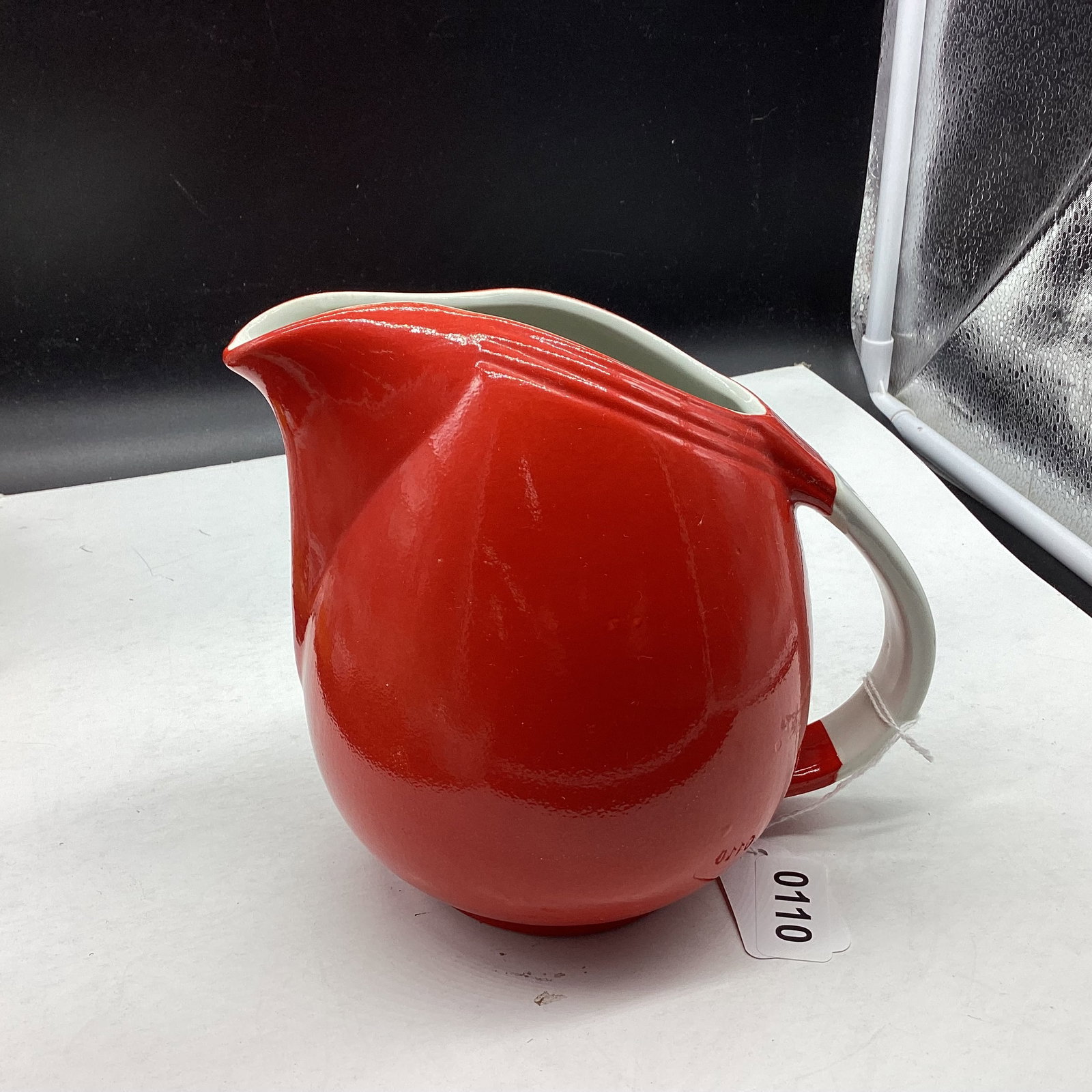 VINTAGE RED HALL PITCHER: 6 3/4" TALL GOOD SHAPE