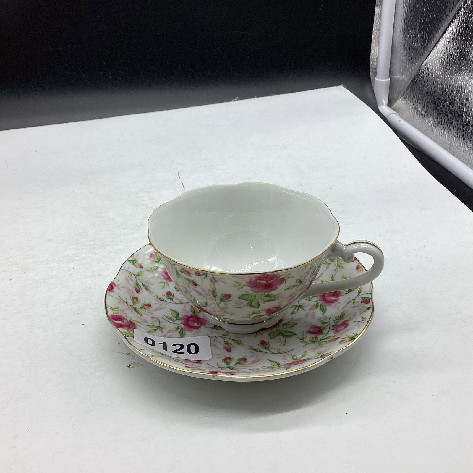 PORCELIAN CUP & SAUCER BY LEFTON (1 of 2)