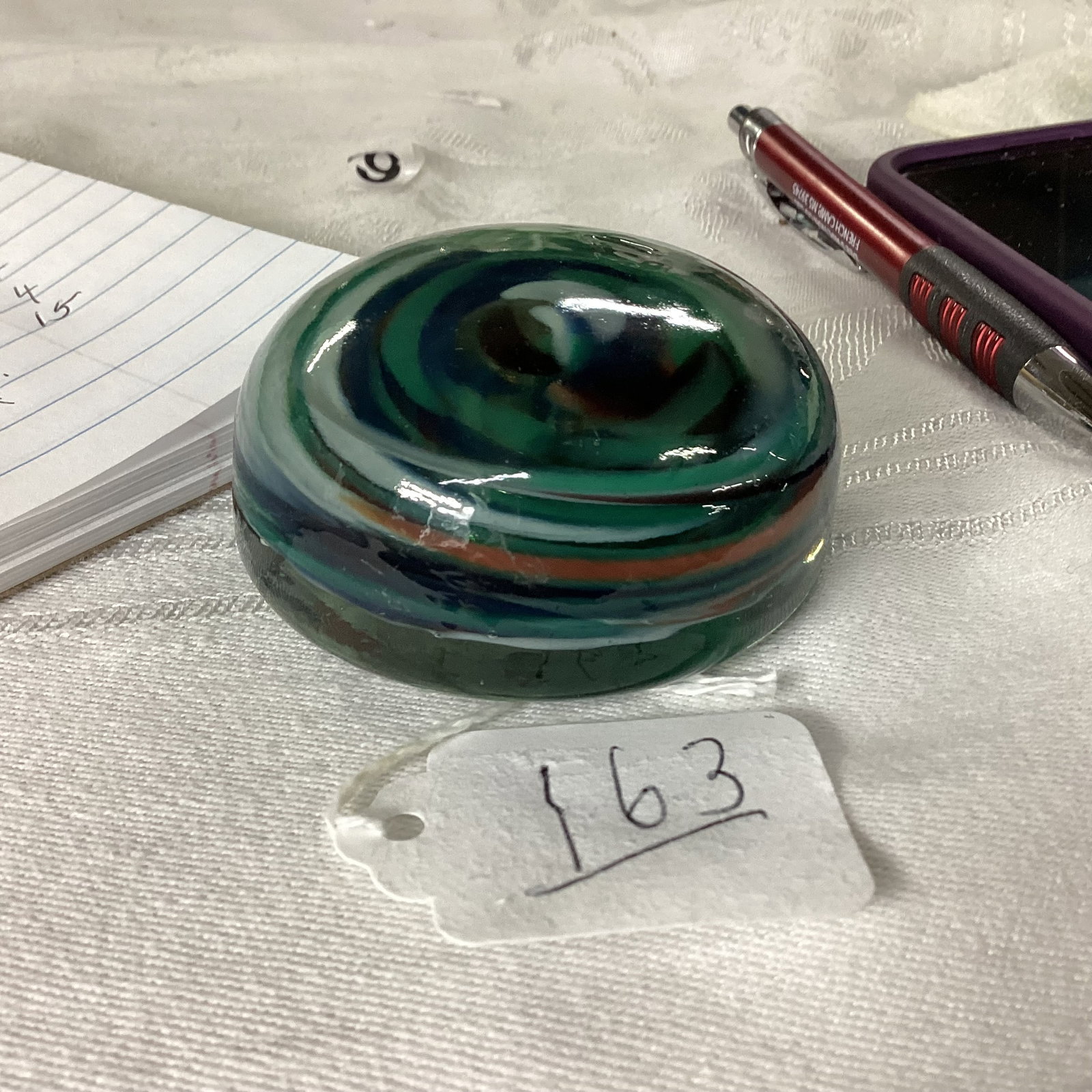 VINTAGE MURANO GLASS PAPER WEIGHT (1 of 2)