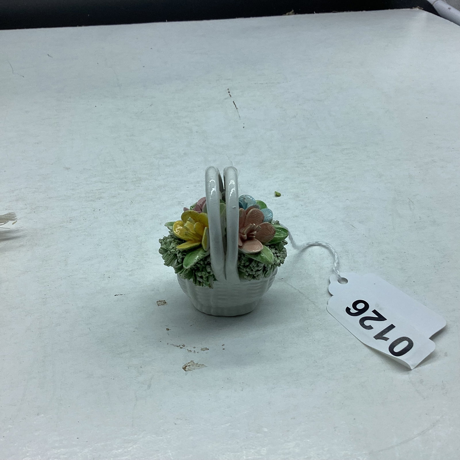 PORCELIAN FLOWER BASKET  (1 of 1)