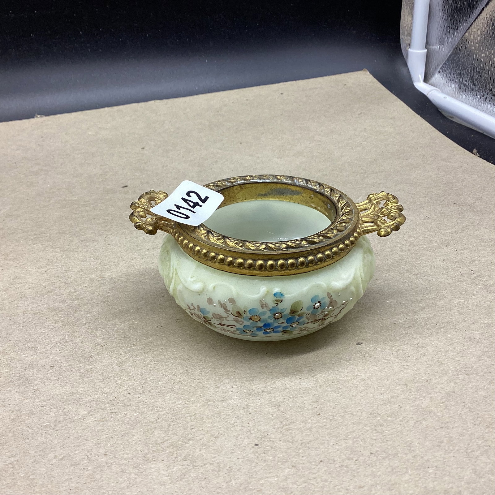 VINTAGE WAVE CREST PIN DISH: 1 1/2 X 3 GOOD SHAPE