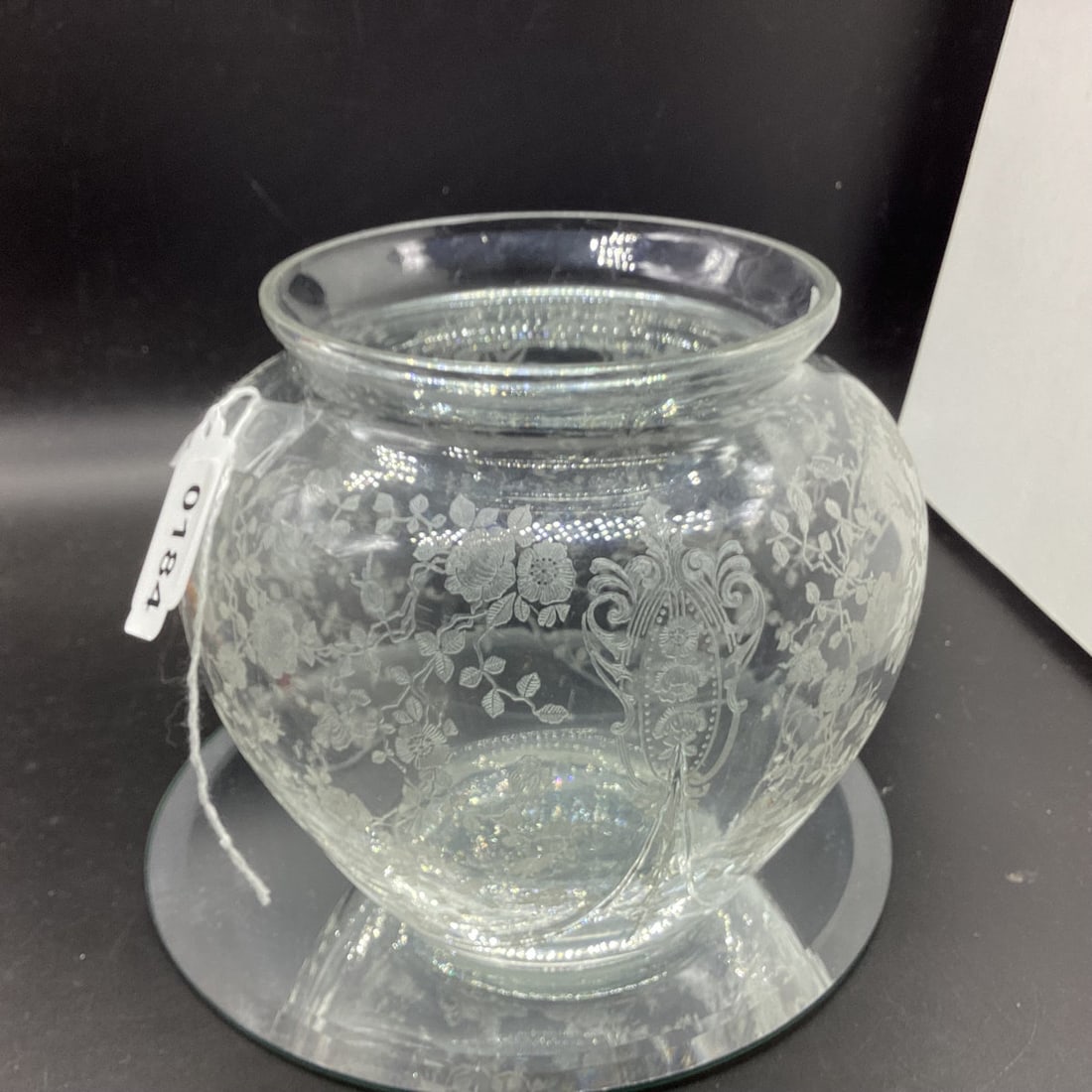 CAMBRIDGE ROSEPOINT GLOBE VASE HARD TO FIND: 6 1/4 X 6 1/2 GOOD SHAPE