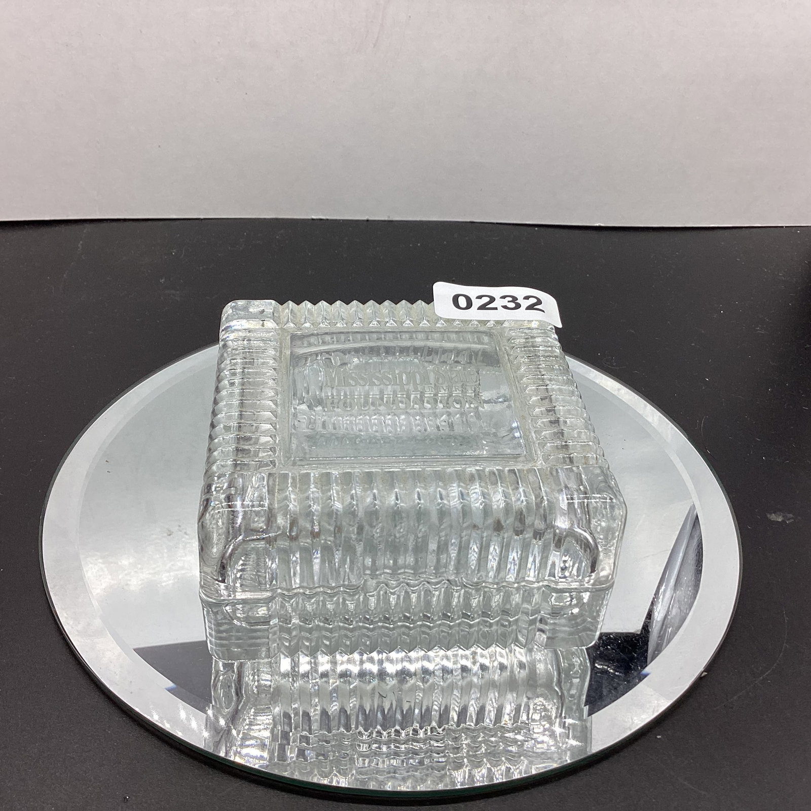 CRYSTAL TRINKET BOX MISSISSIPPI STATE  (1 of 2)