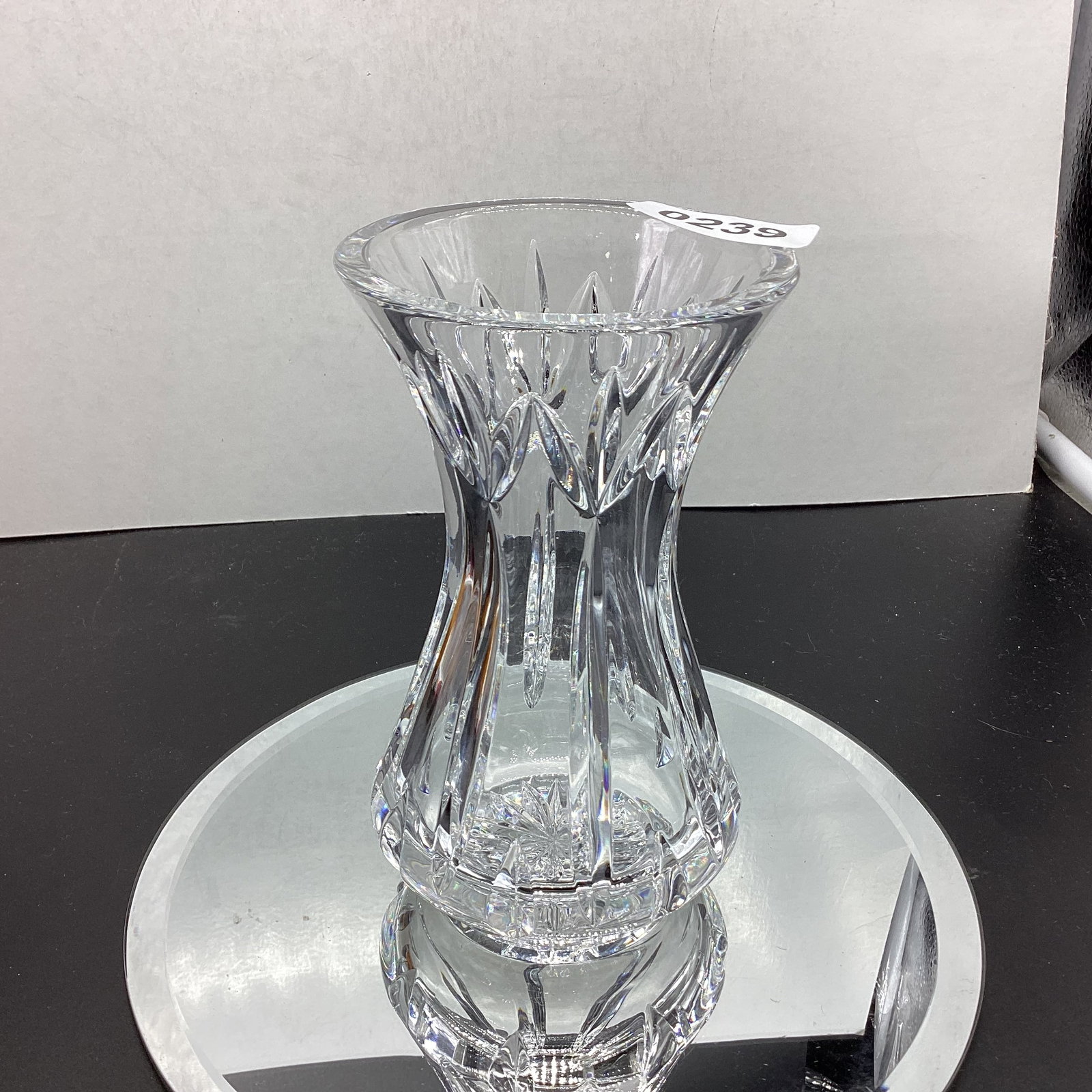 WATERFORD CRYSTAL VASE SIGNED (1 of 2)