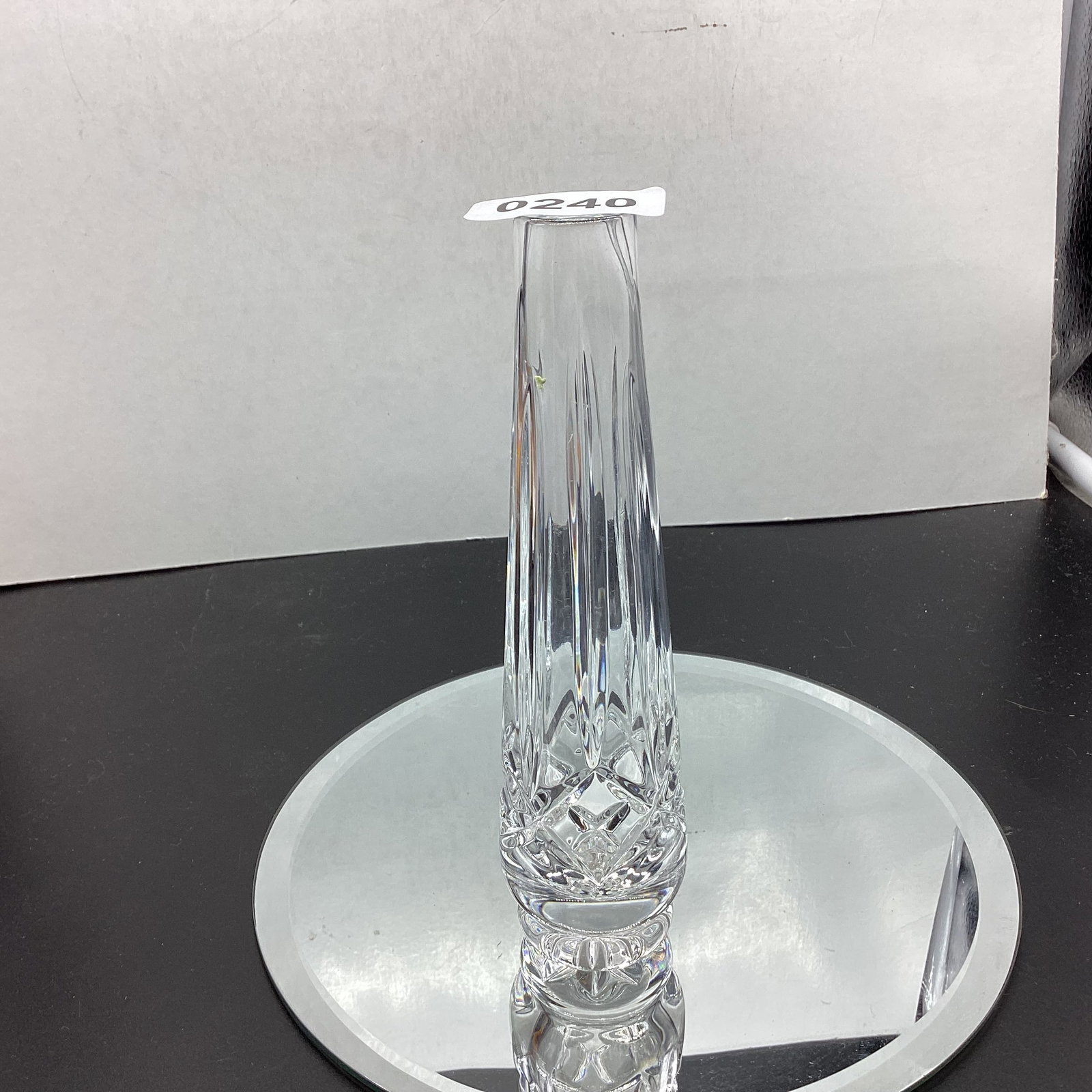 WATERFORD CRYSTAL BUD VASE SIGNED: 7" TALL GOOD SHAPE