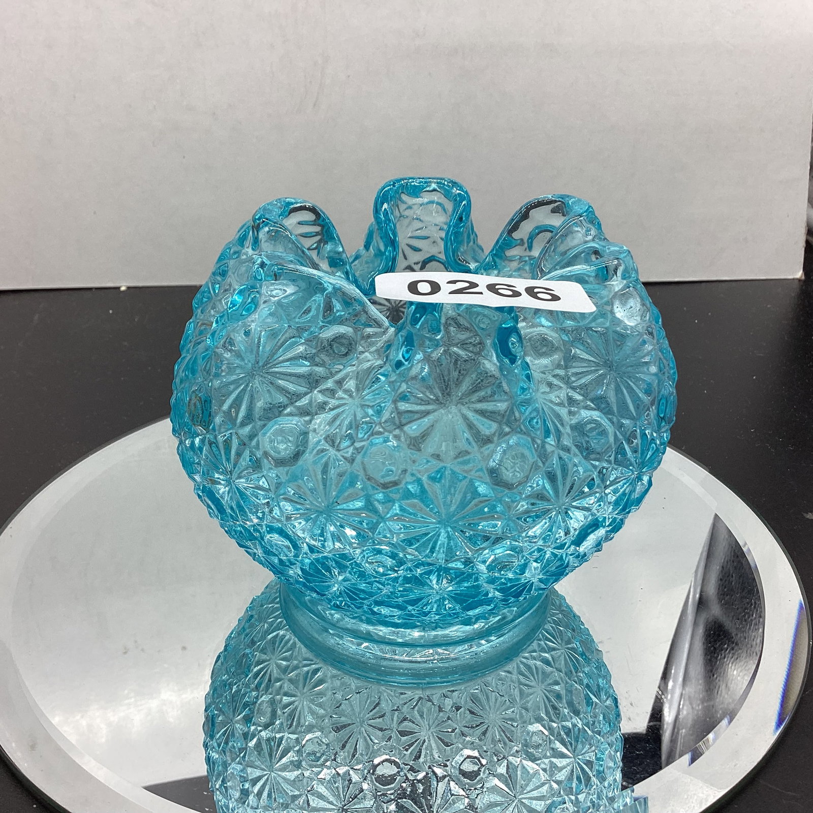 BUTTON & DAISY AQUA ROSE BOWL: 3 1/2 X 4 1/4 GOOD SHAPE