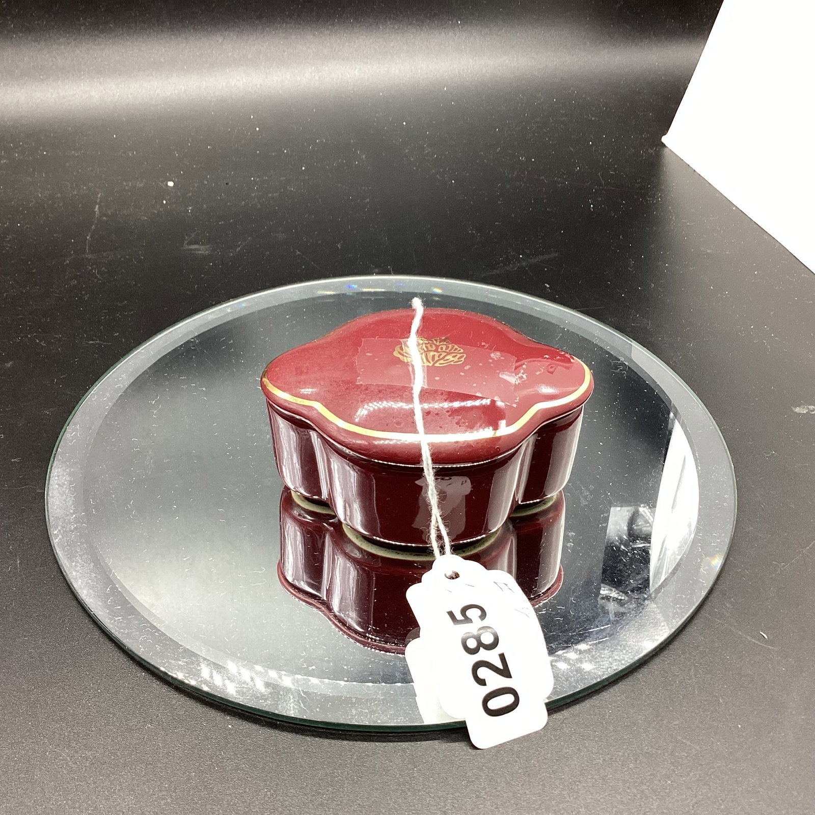 PORCELIAN RING BOX (1 of 1)