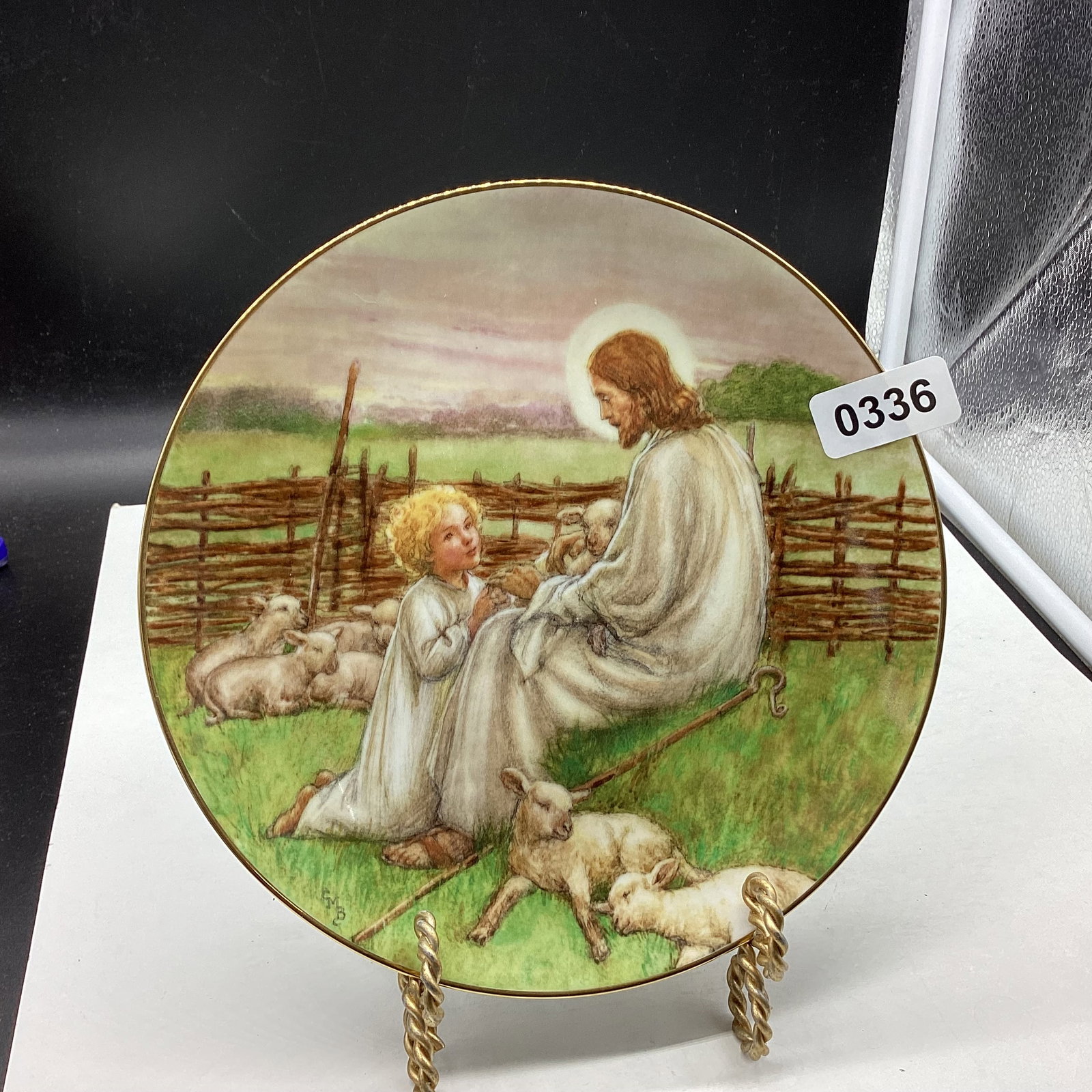 THE LORD IS MY SHEPARD COLLECTOR PLATE: 8 1/2" WIDE GOOD SHAPE