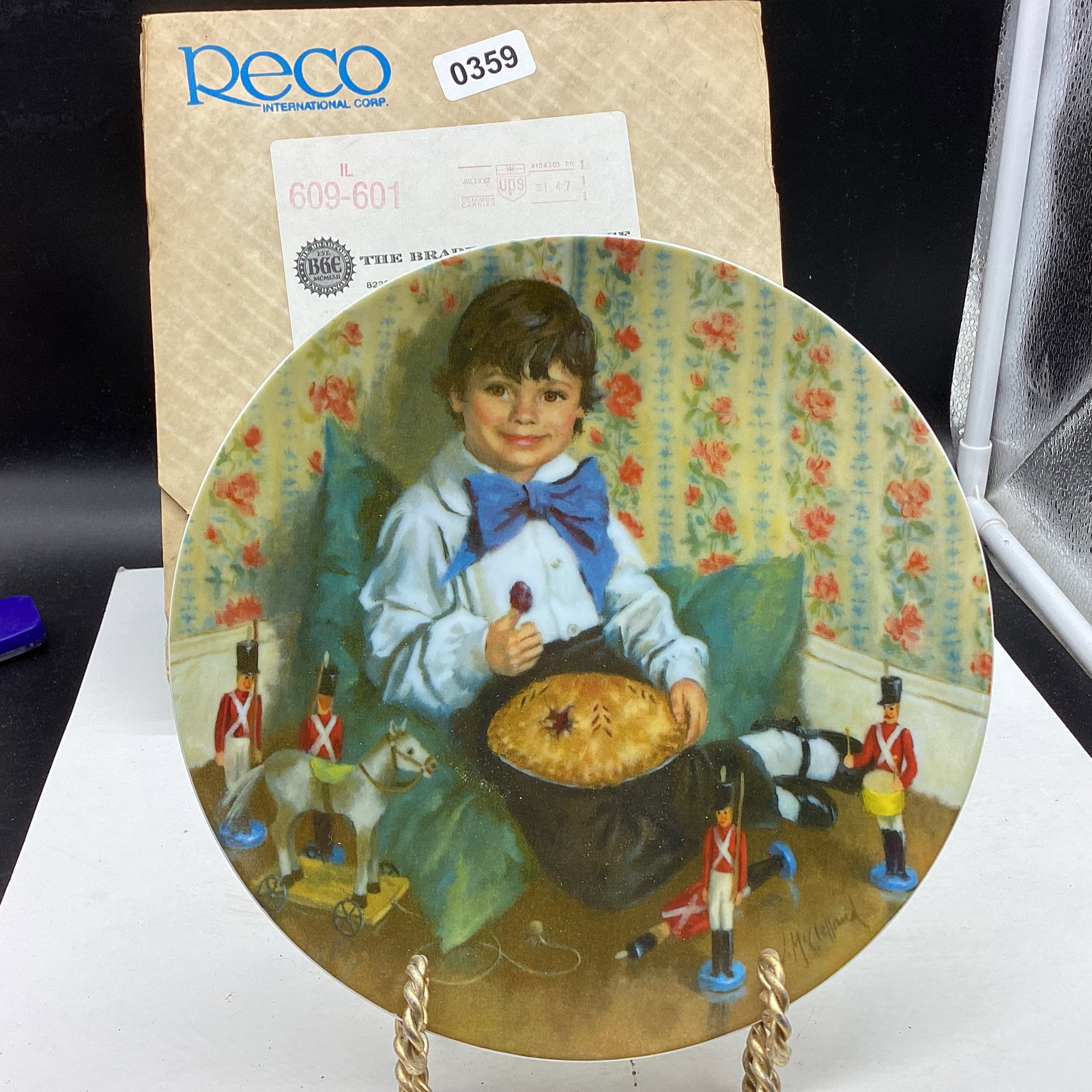 1982 LITTLE JACK HONER COLLECTOR PLATE: 7 3/4" WIDE GOODSHAPE
