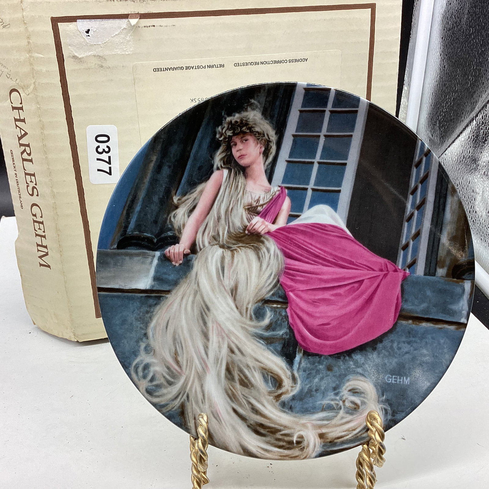 1982 RAPUNZEL COLLECTOR PLATE: 8 1/2" WIDE GOOD SHAPE
