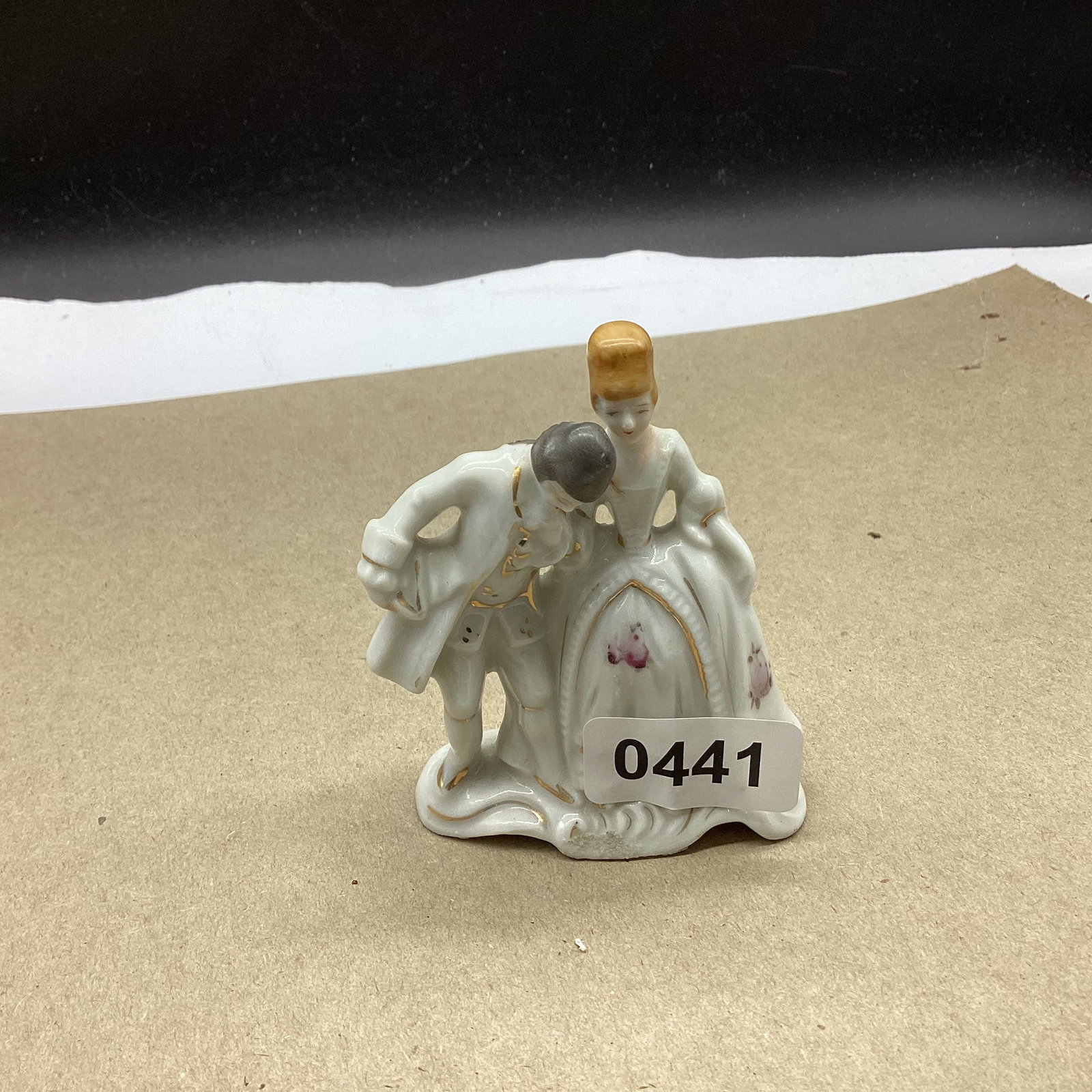 PORCELIAN OCCUPIED JAPAN FIGURINE: 3 3/4" TALL GOOD SHAPE