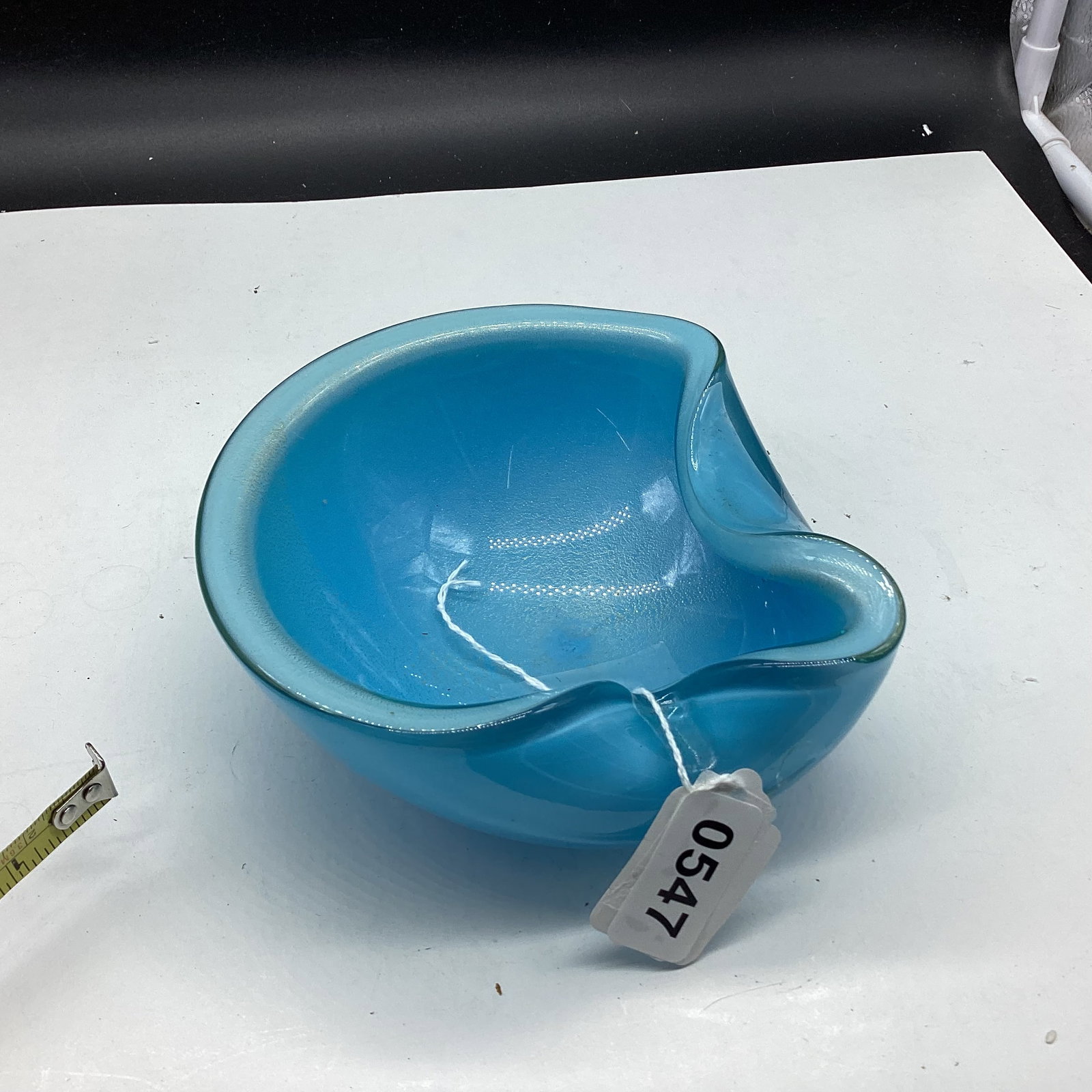 ART GLASS OVERLAY MURANO BOWL W/GOLD SPECKS : 2 1/2 X 6 GOOD SHAPE