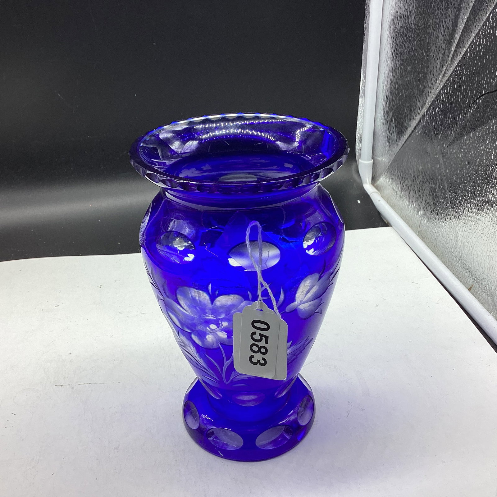 BNOHEMIAN COBLAT BLUE CUT TO CLEAR VASE: 7" TALL GOOD SHAPE