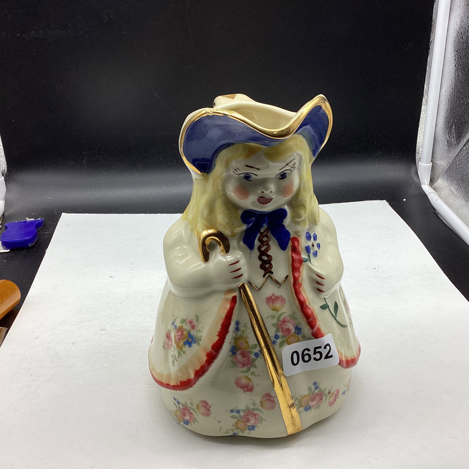 VINTAGE SHAWNEE LITTLE BO PEEP GOLD TRIM PITCHER: GOOD SHAPE
