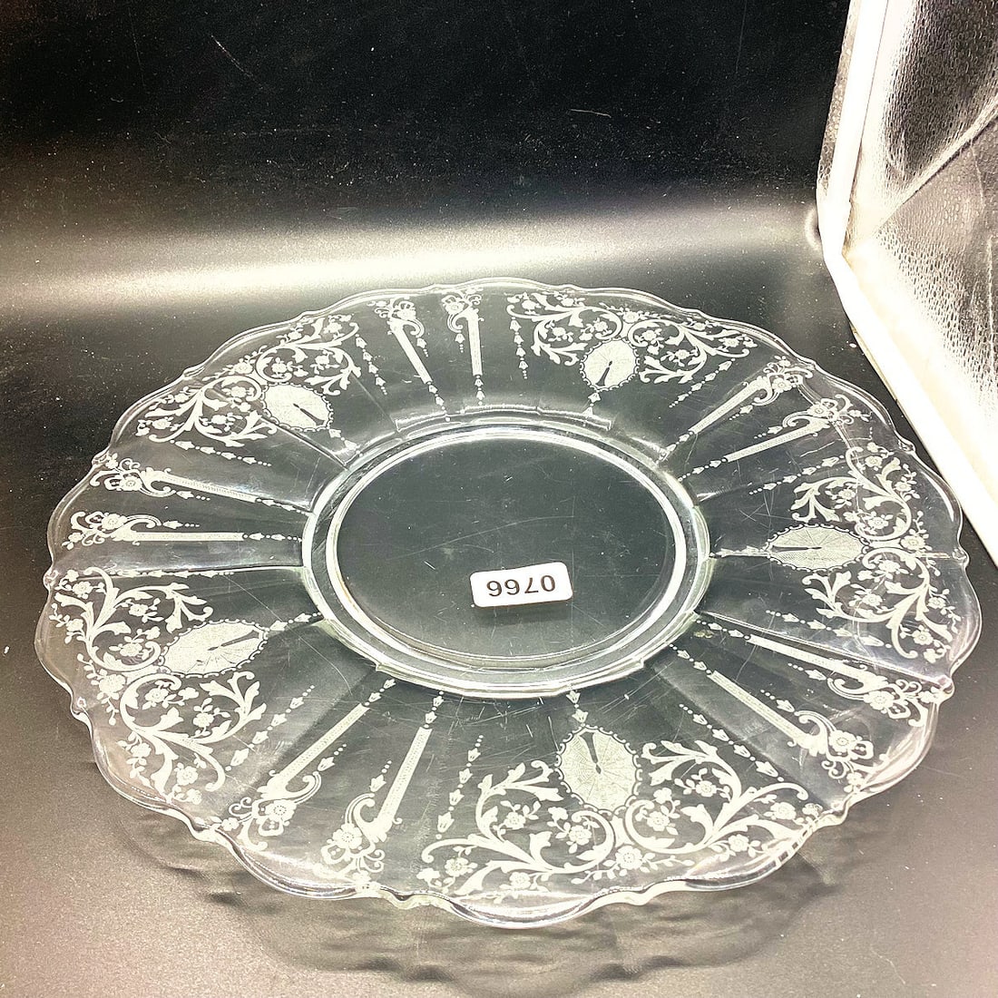 CAMBRIDGE CANDLELIGHT PATTERN LARGE SERVING PLATE: 14" W GOOD SHAPE