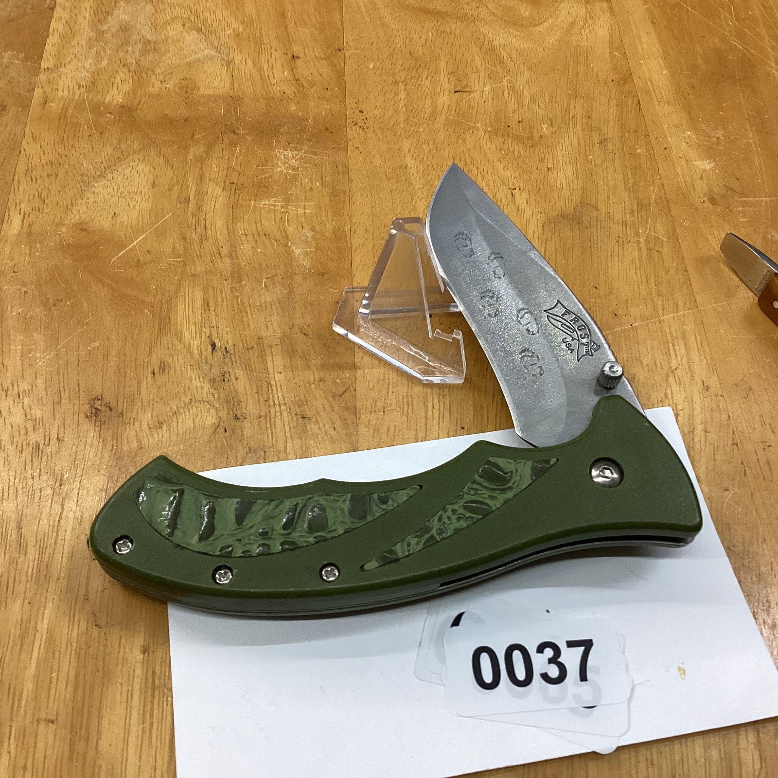 FROST FLIPPER: USED CONDITION