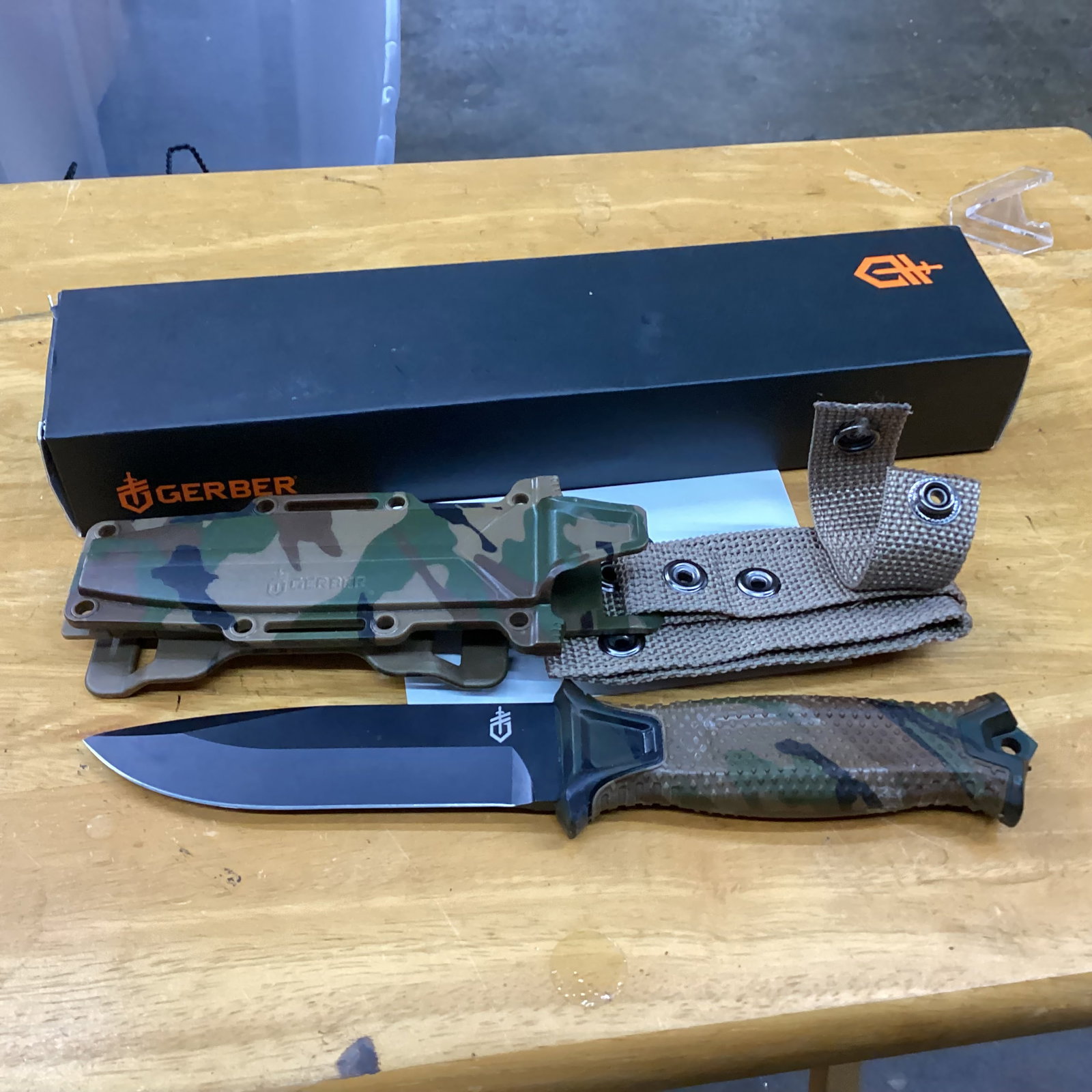 GERBER COMBAT SURVIAL KNIFE - 3